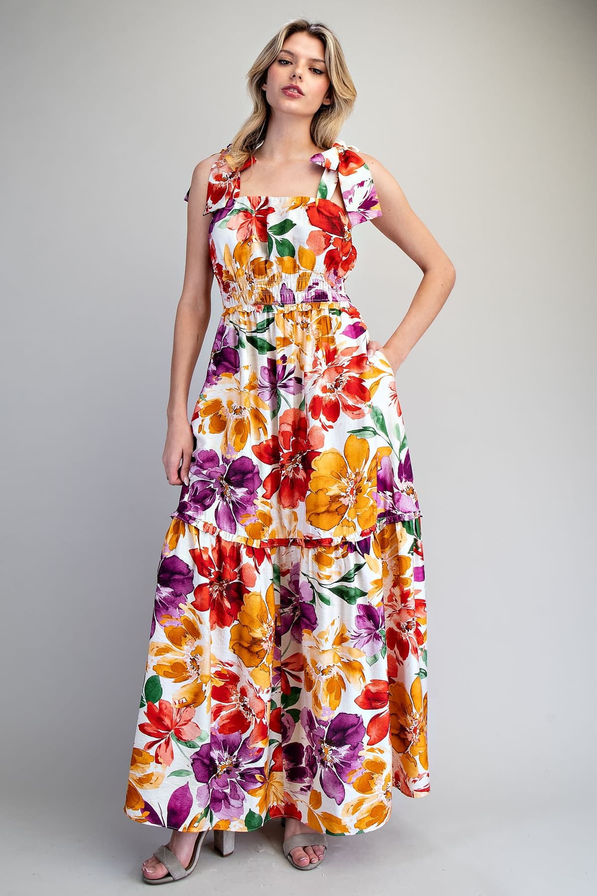 DK14806 - FLAME ORCHID