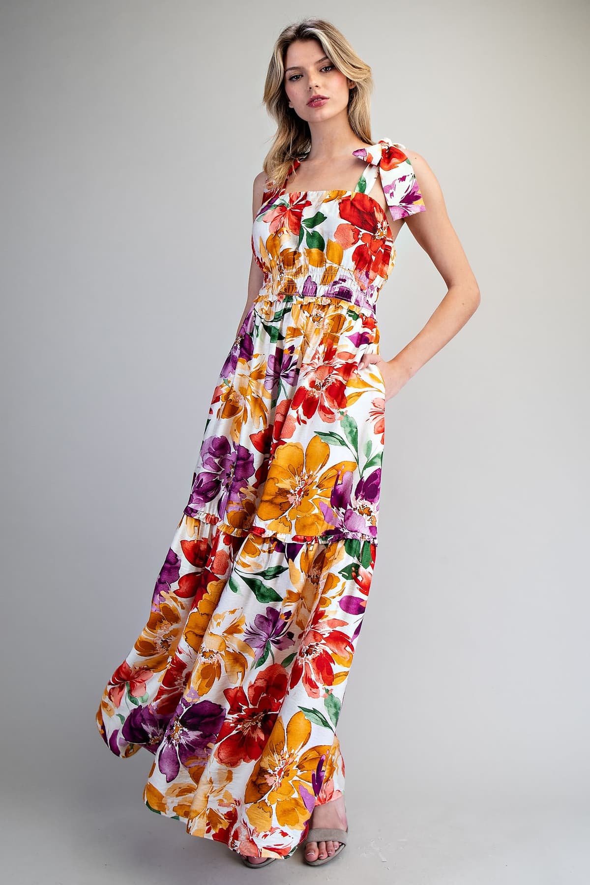 DK14806 - FLAME ORCHID