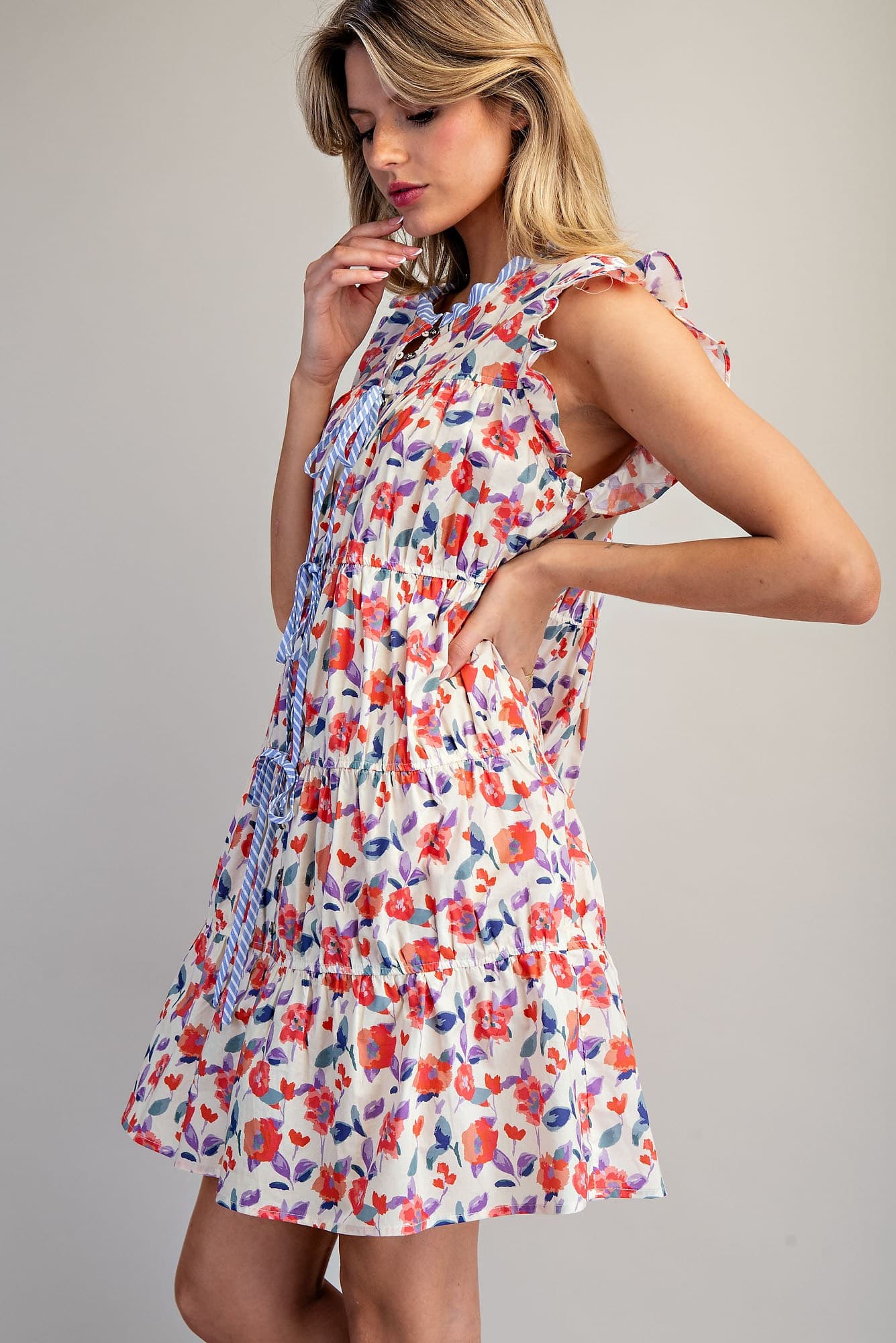 DK14895 - CORAL FLOWER