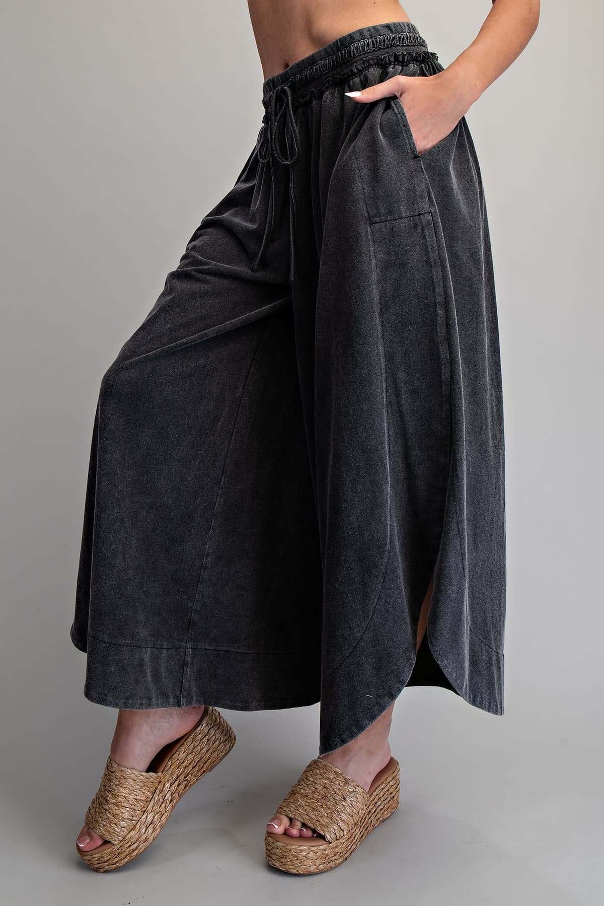 PH15190 - ASH BLACK