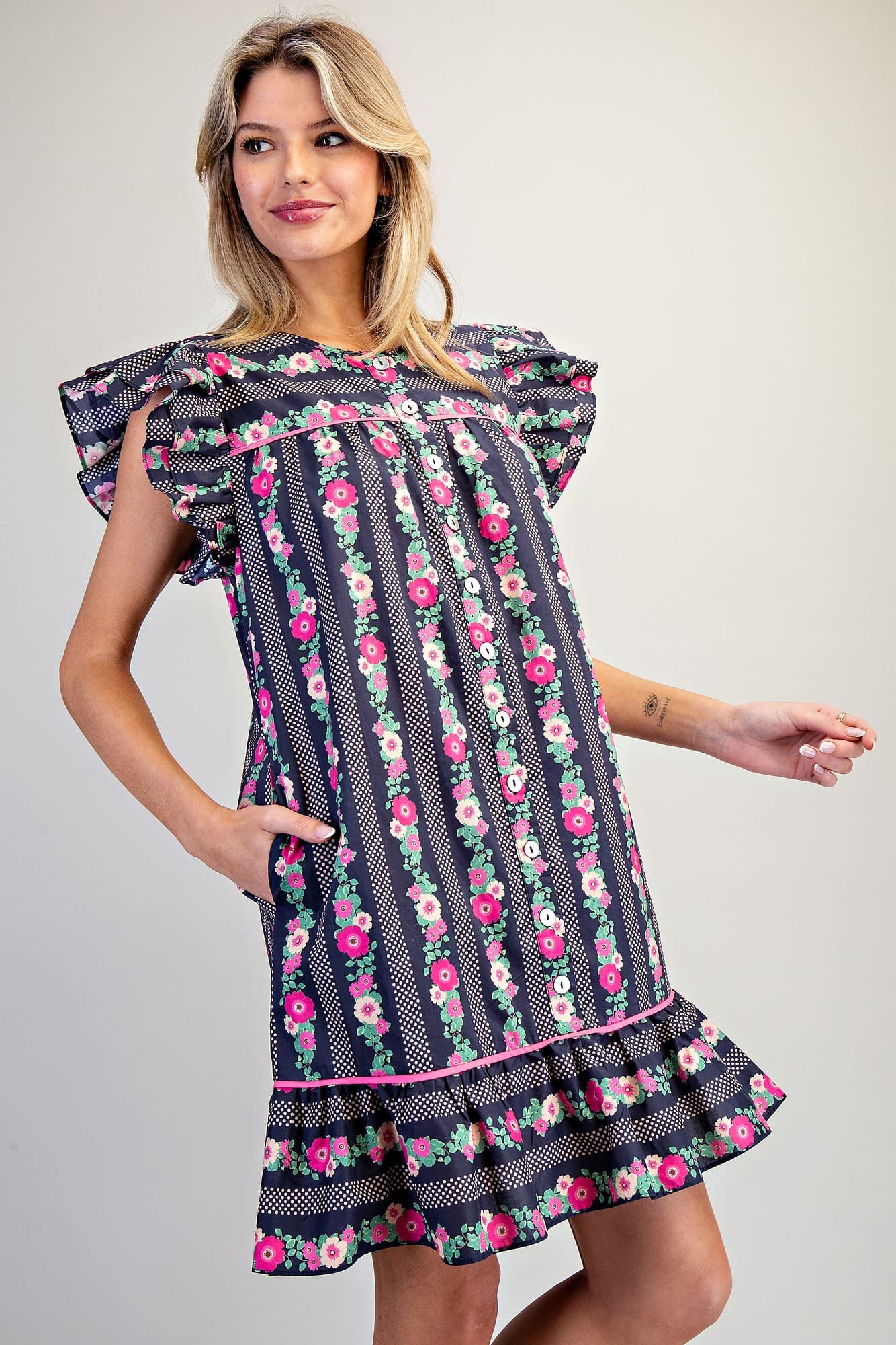 DH15457 - NAVY
