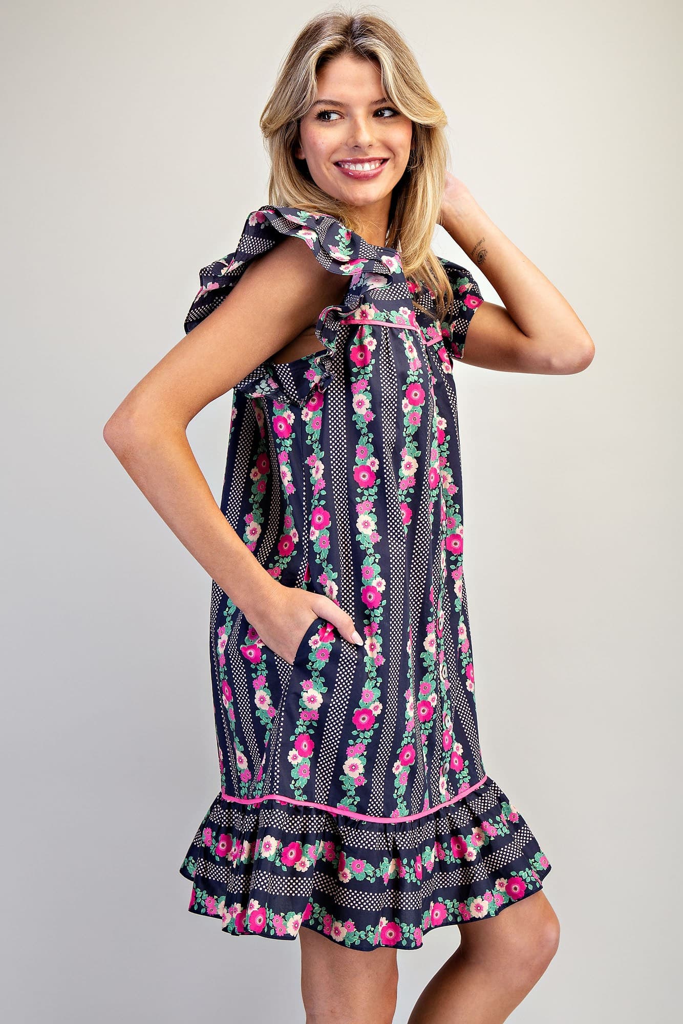 DH15457 - NAVY