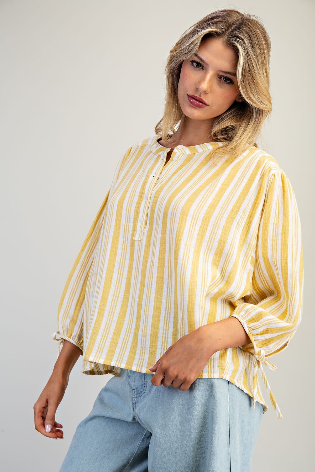 TK14879 - DAISY YELLOW