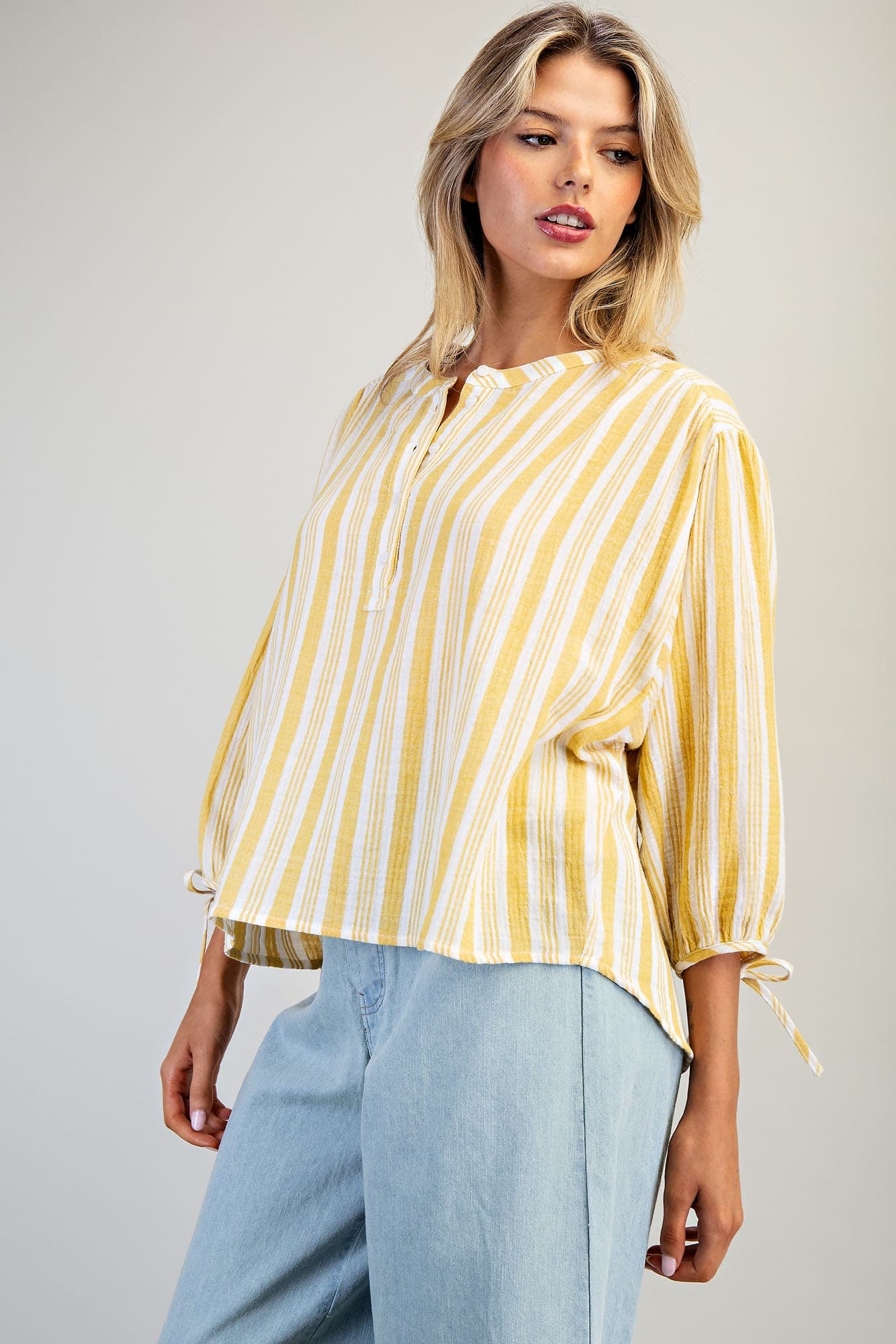 TK14879 - DAISY YELLOW