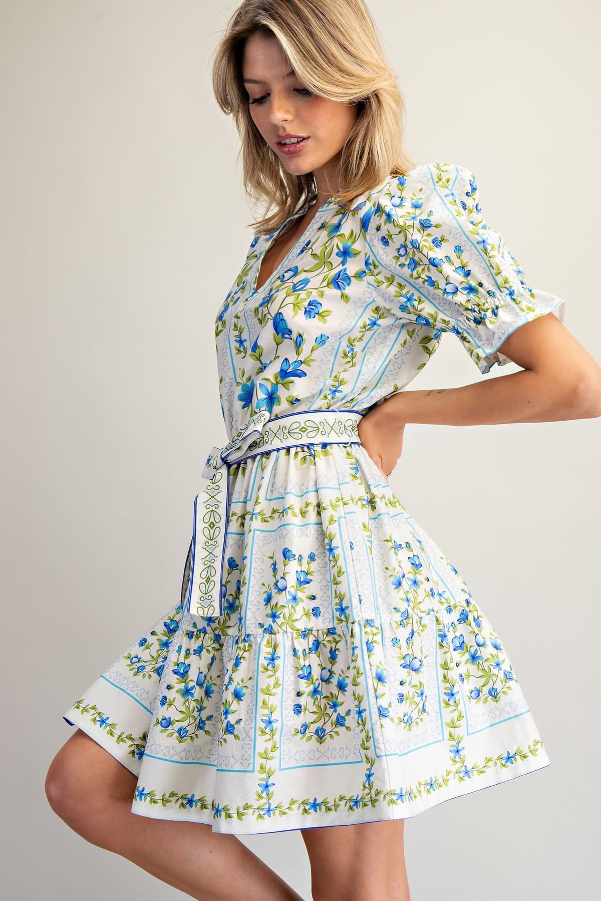 DH15294 - BLUEBELL