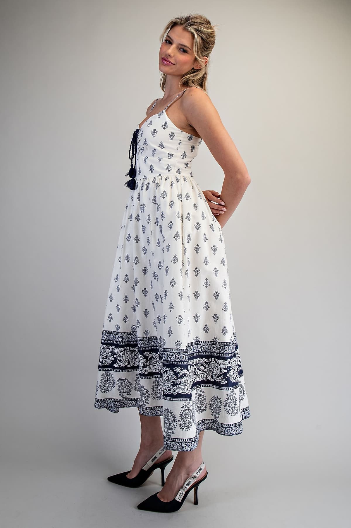 DH15286 - OFF WHITE