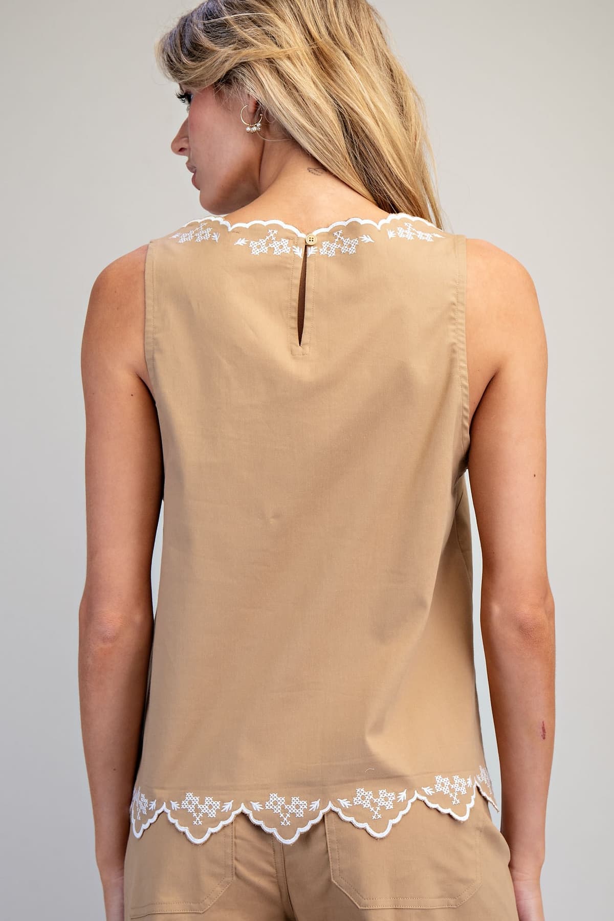 TH15452 - TAUPE