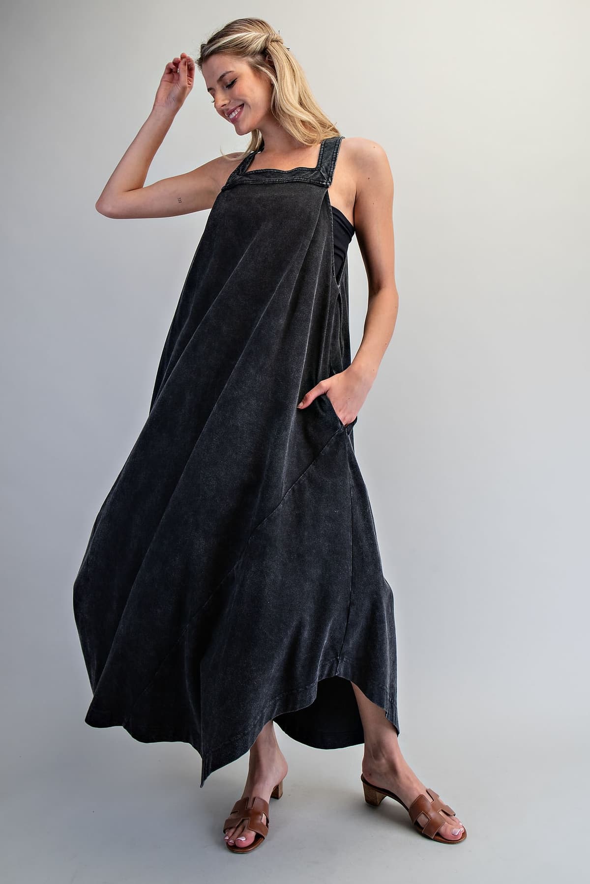 DK14763 - ASH BLACK