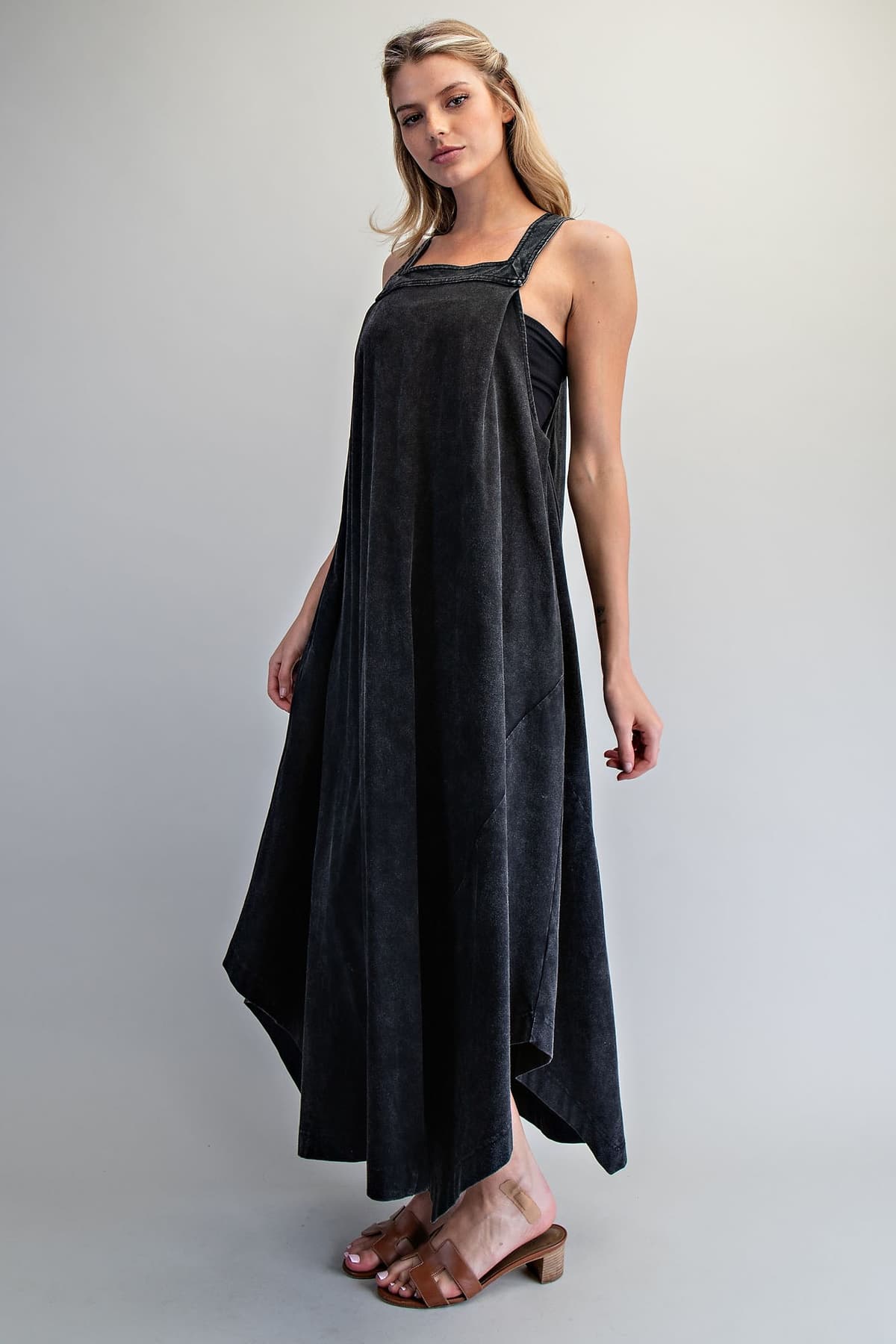 DK14763 - ASH BLACK