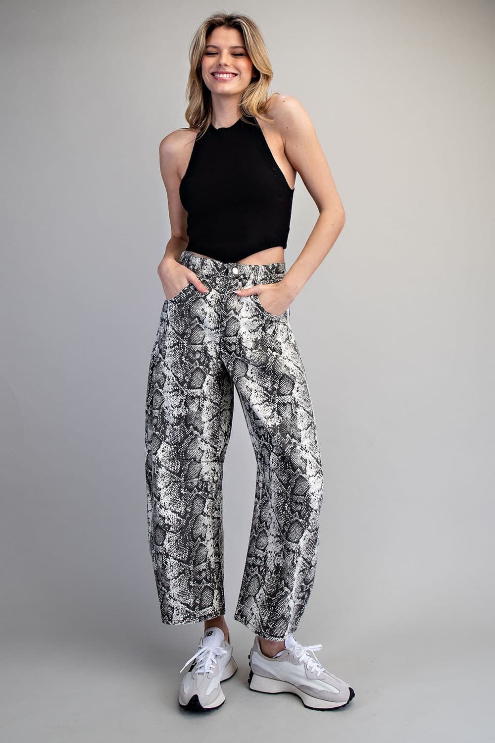 PK14753 - BLACK PYTHON