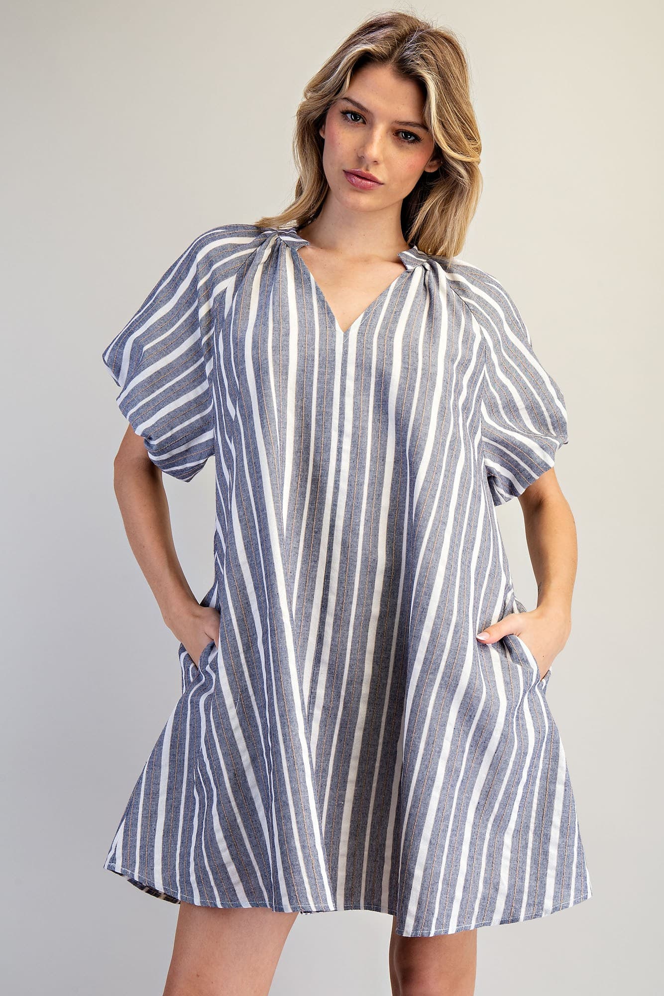 DK14679 - BLUE GRAY