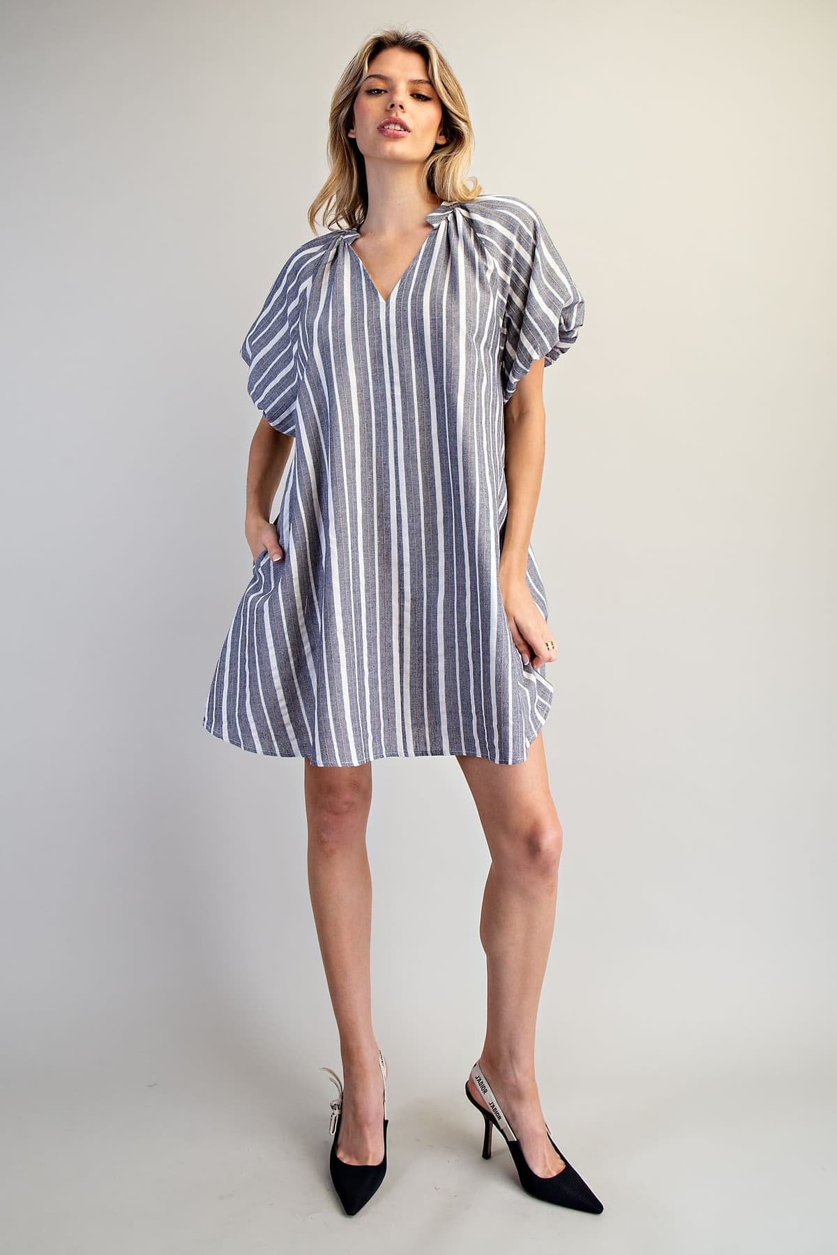 DK14679 - BLUE GRAY