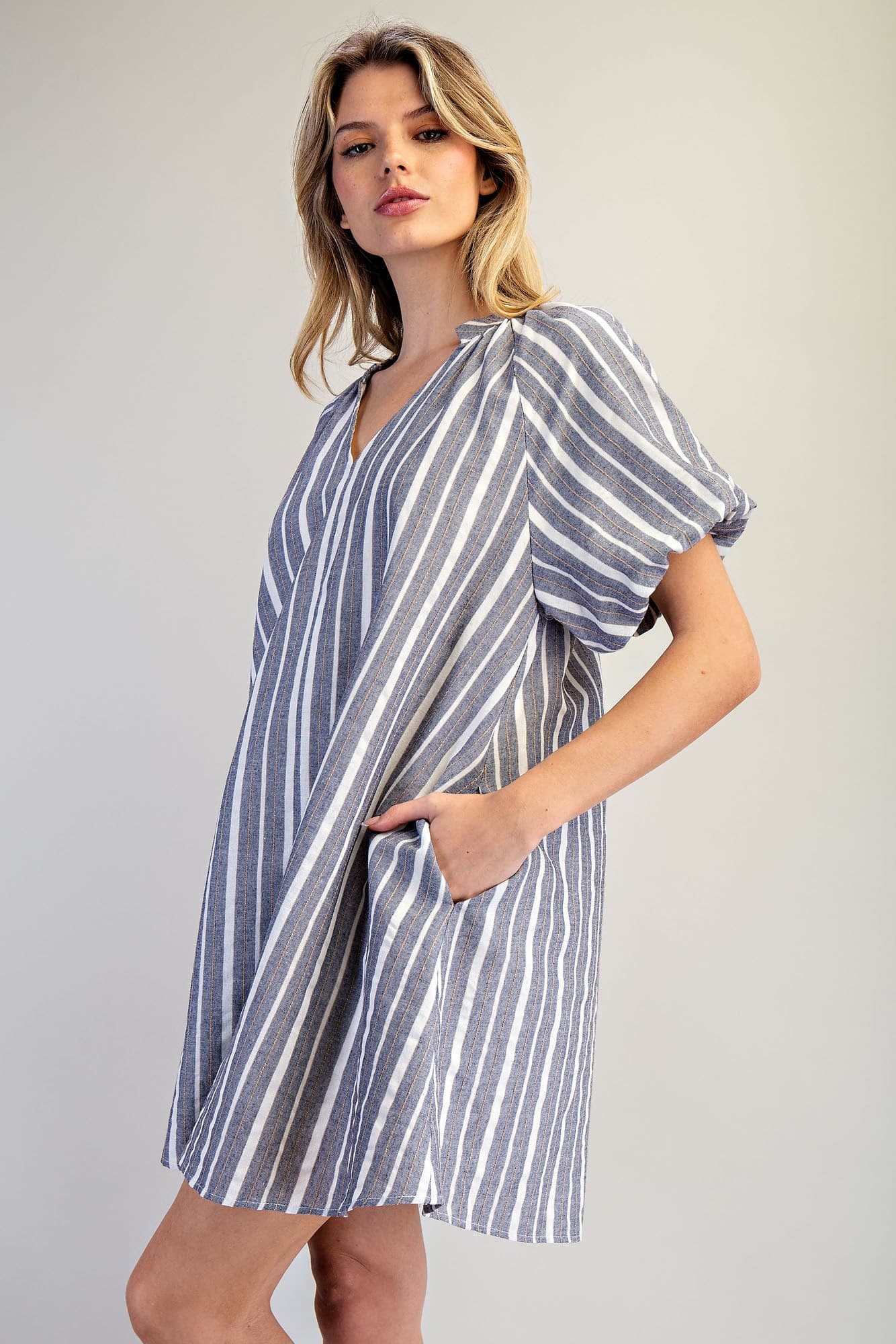 DK14679 - BLUE GRAY