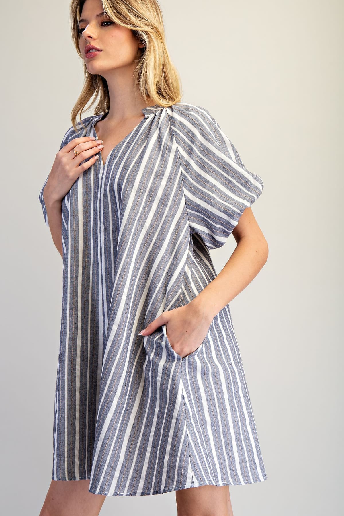 DK14679 - BLUE GRAY