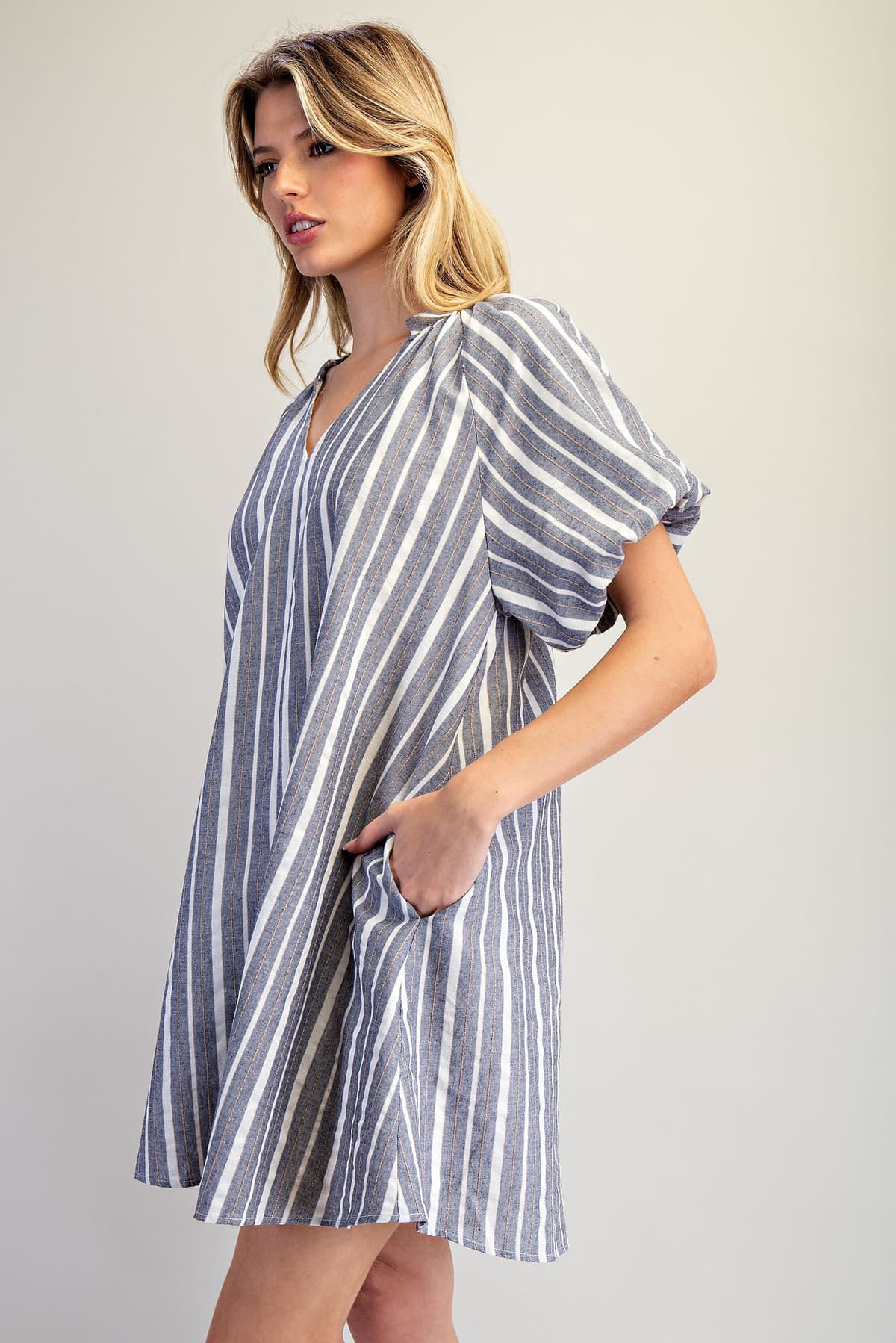 DK14679 - BLUE GRAY
