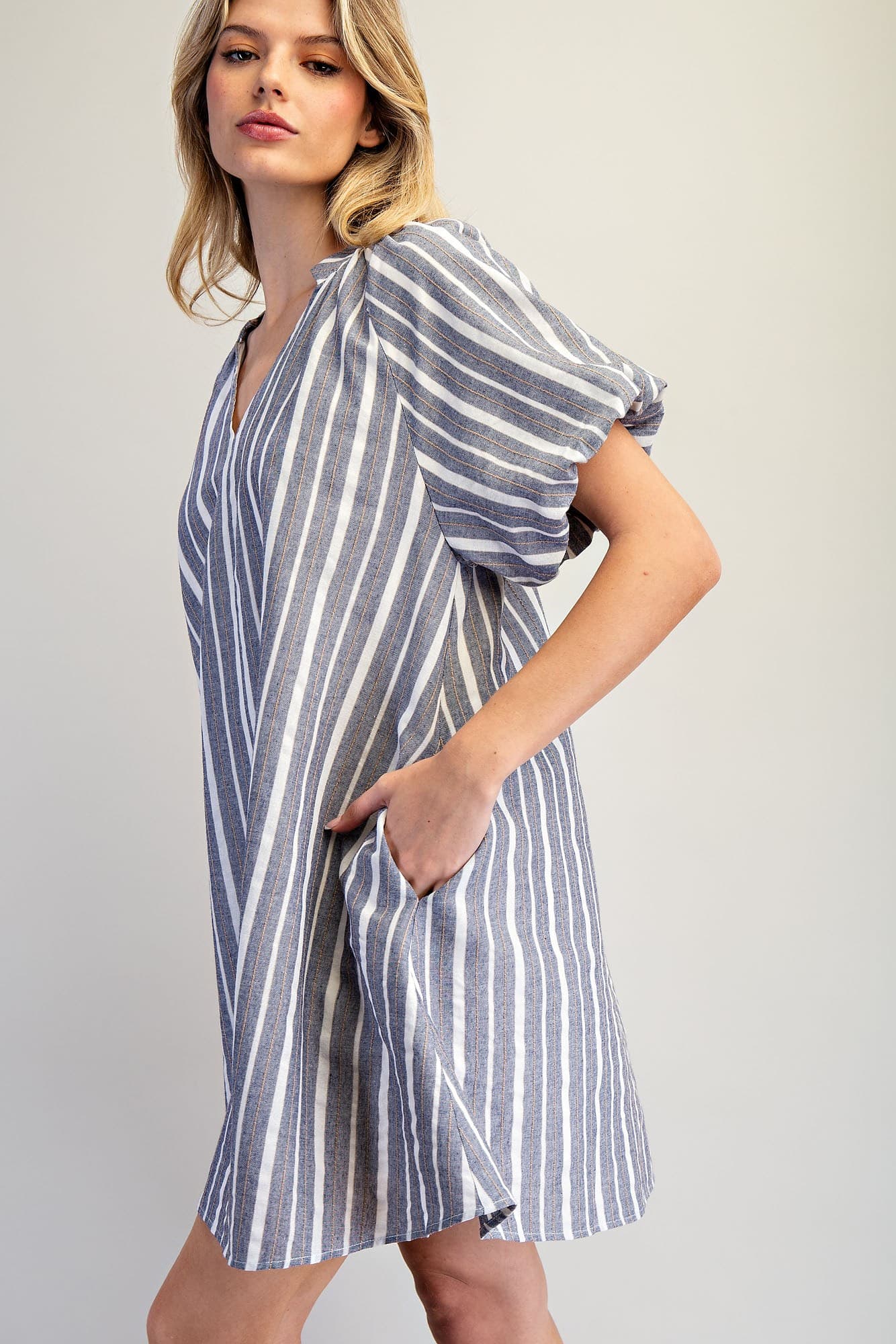 DK14679 - BLUE GRAY