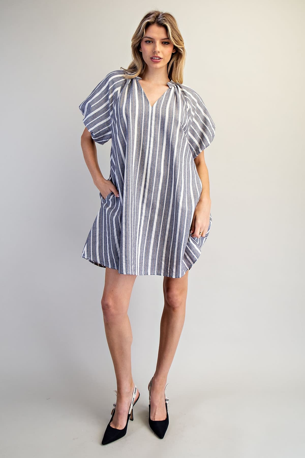DK14679 - BLUE GRAY