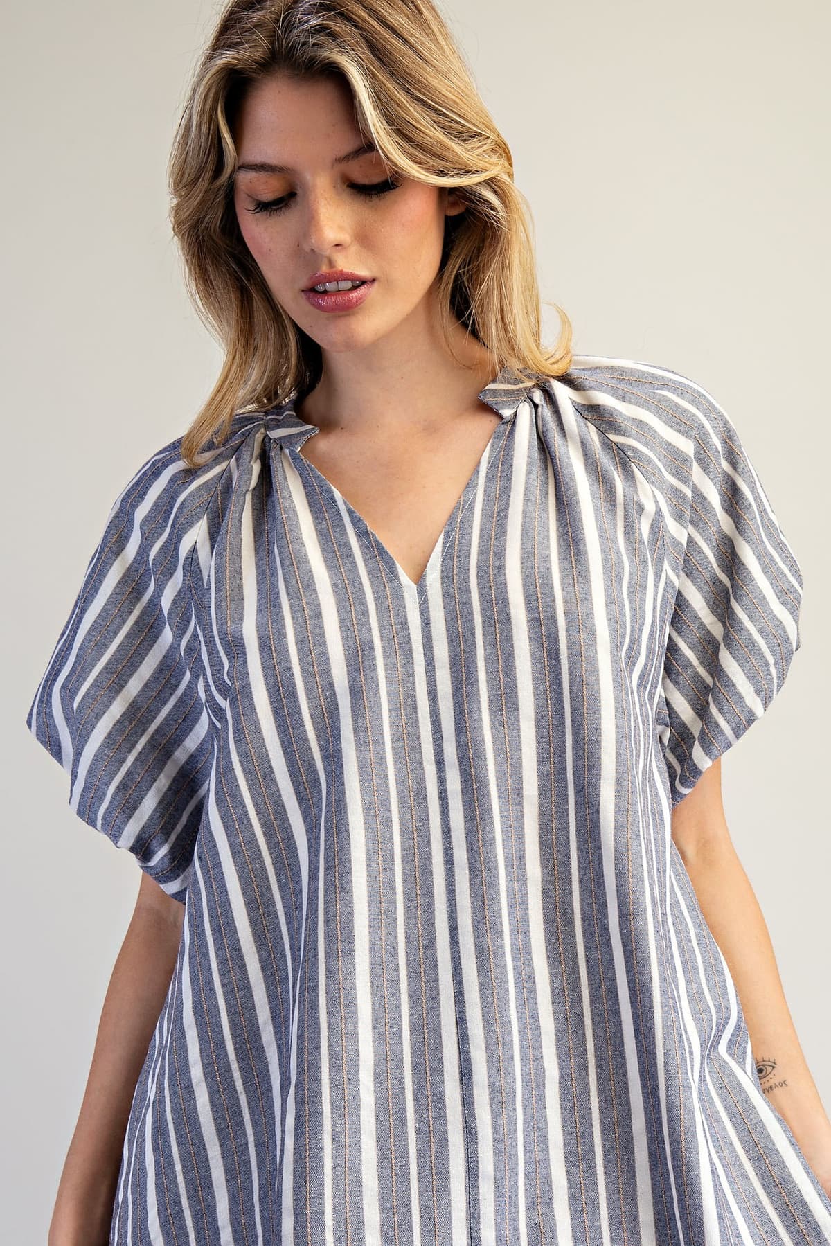 DK14679 - BLUE GRAY