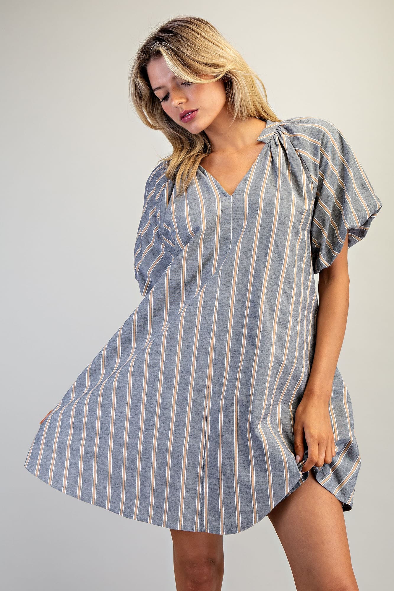 DK14680 - MOON GRAY