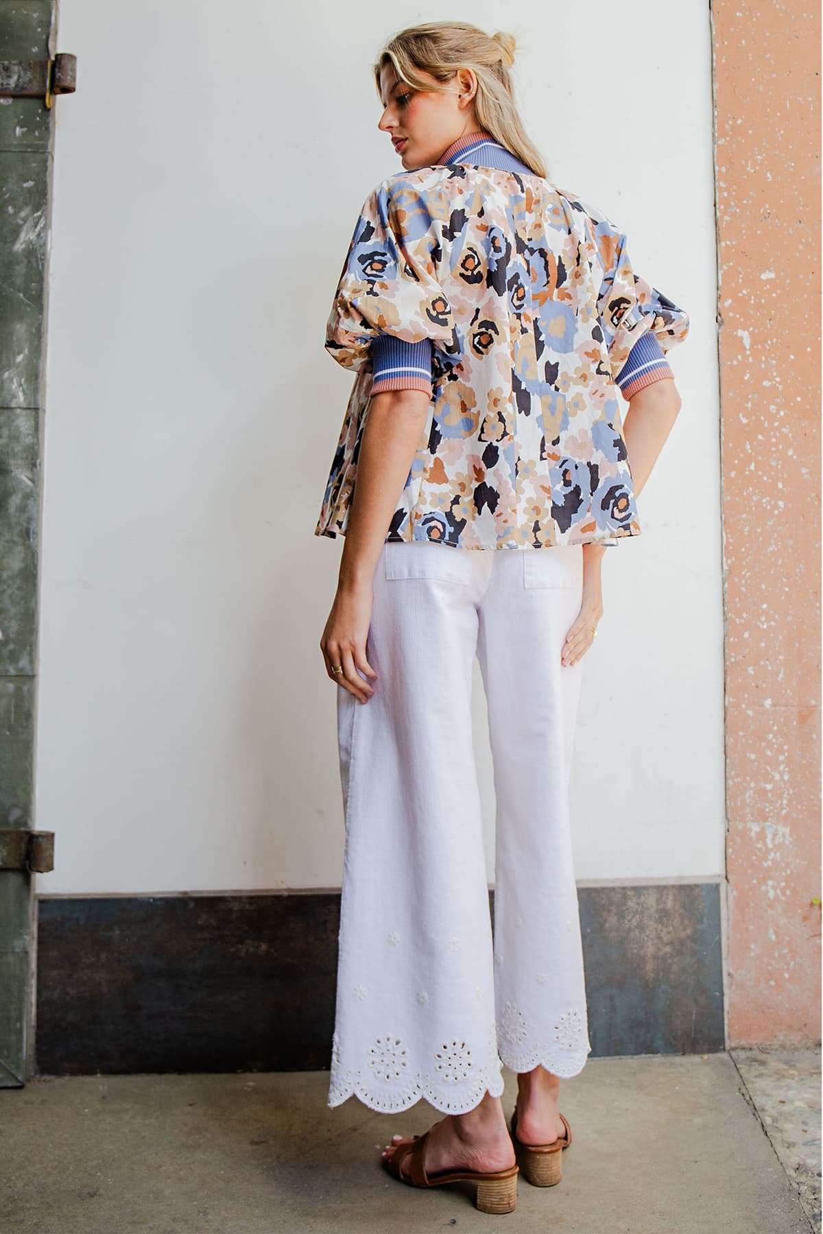 TH15448 - RETRO FLORAL