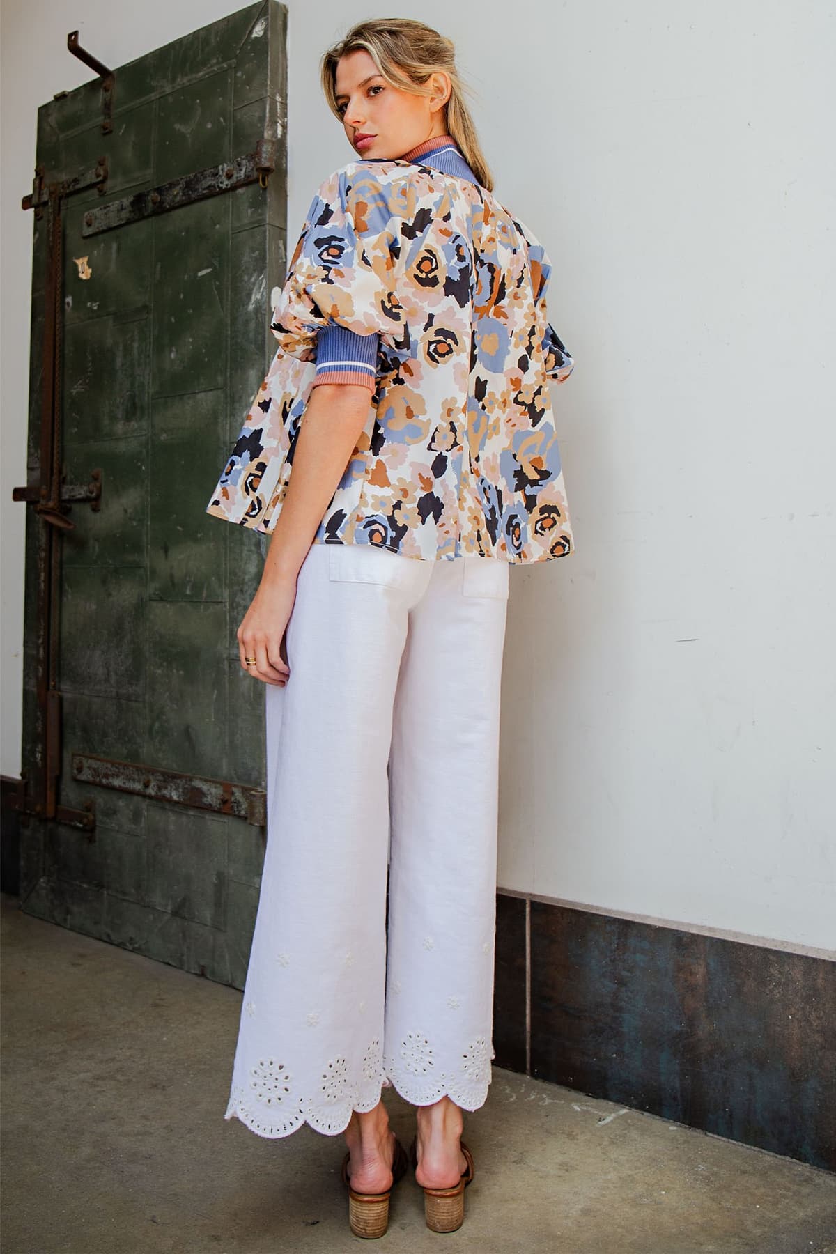 TH15448 - RETRO FLORAL