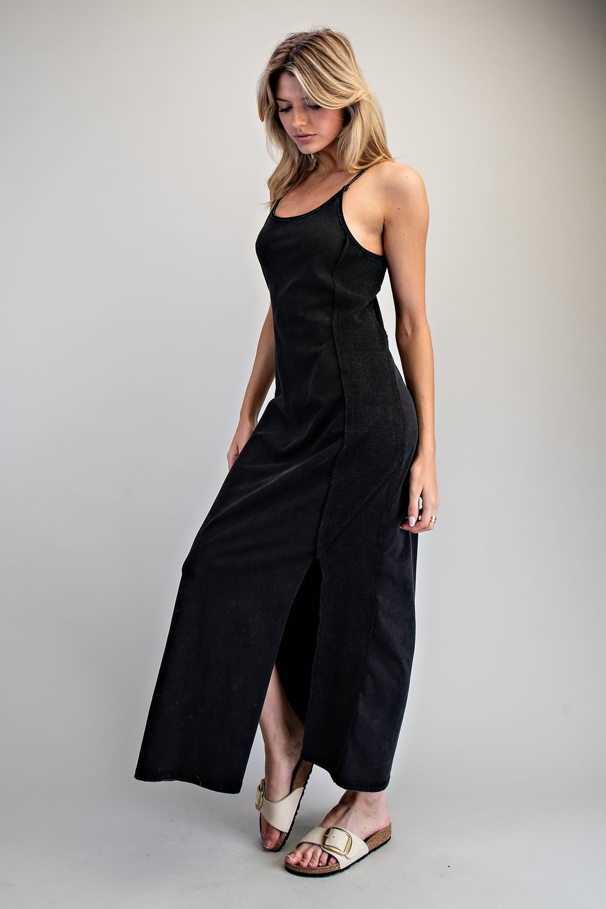 DK14762 - ASH BLACK