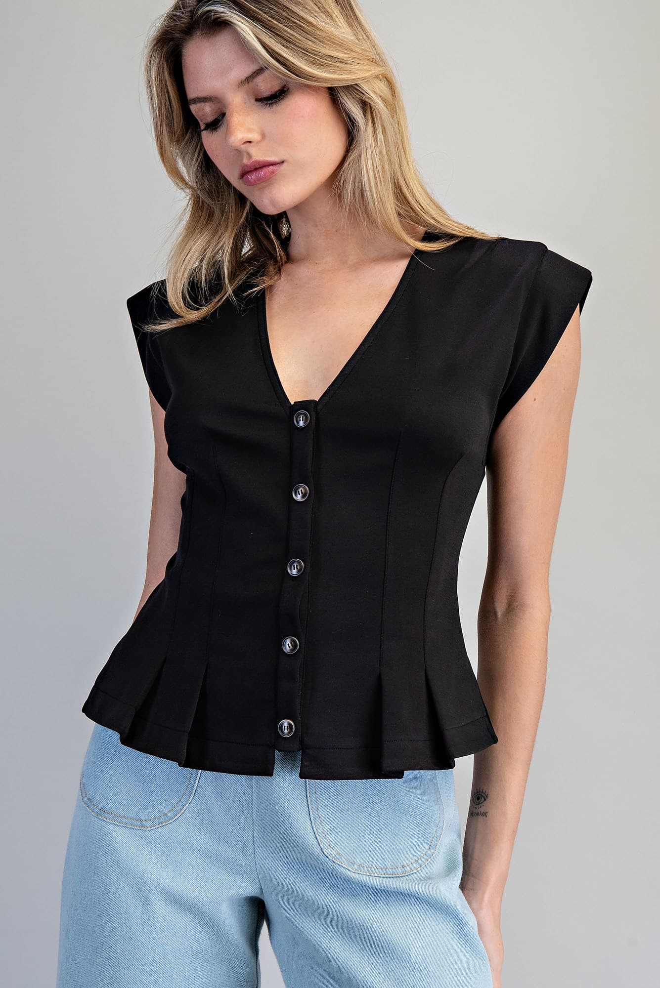 TK14899 - BLACK