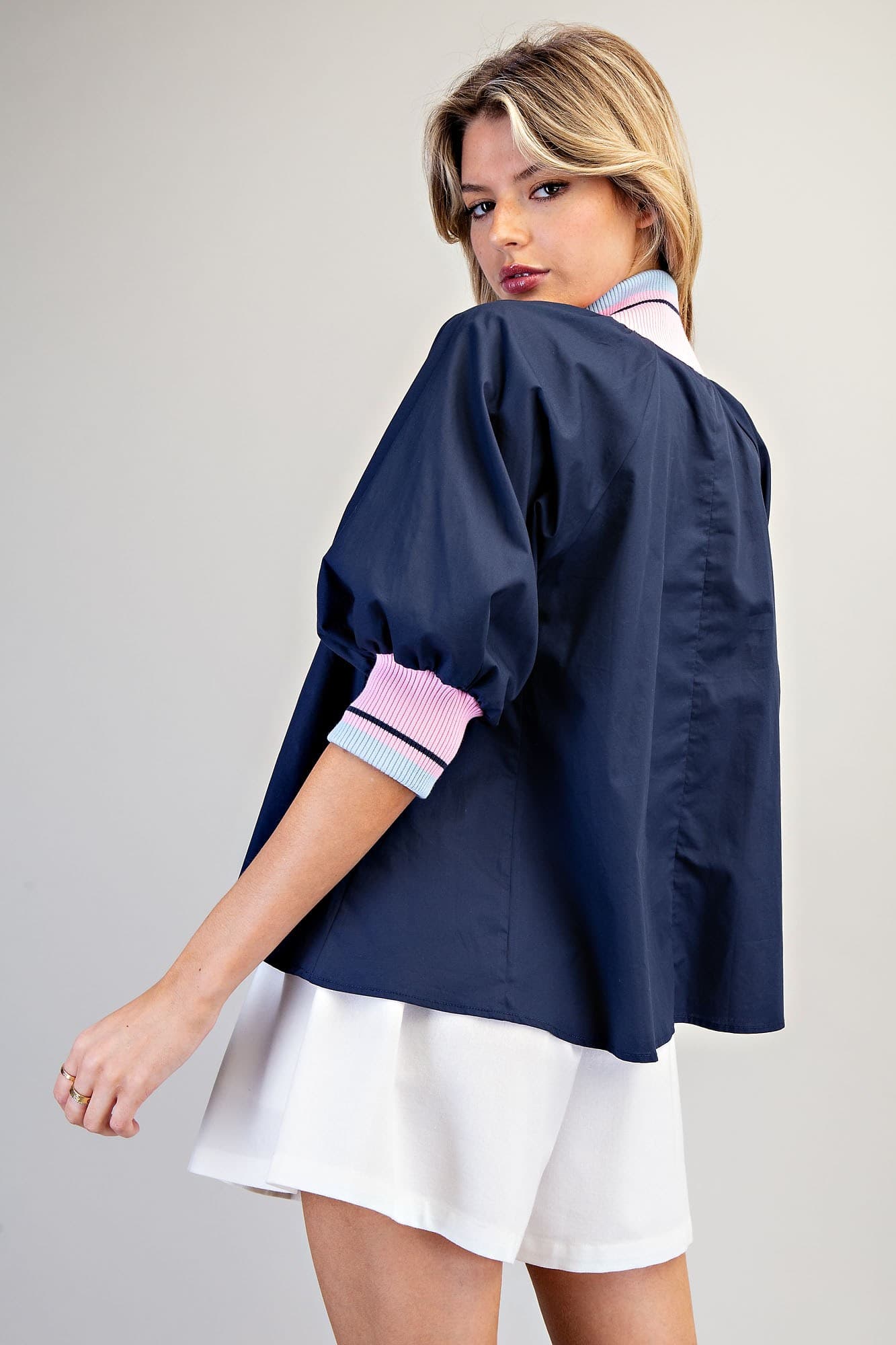 TH15527 - NAVY