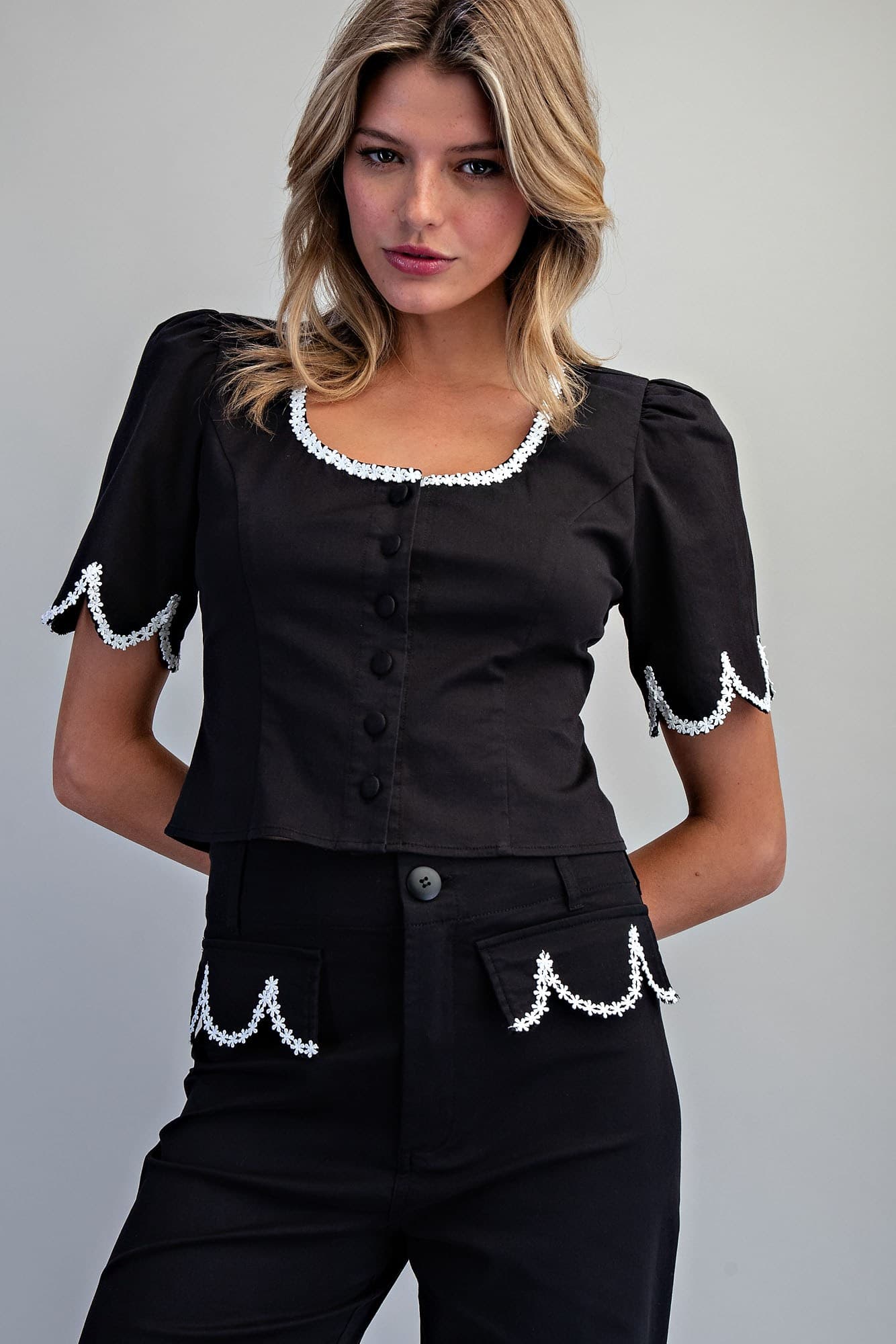 TH15559 - BLACK