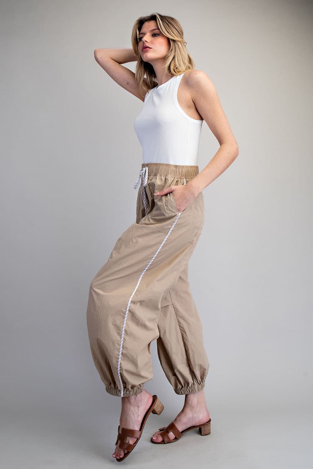 BH15359 - TAUPE