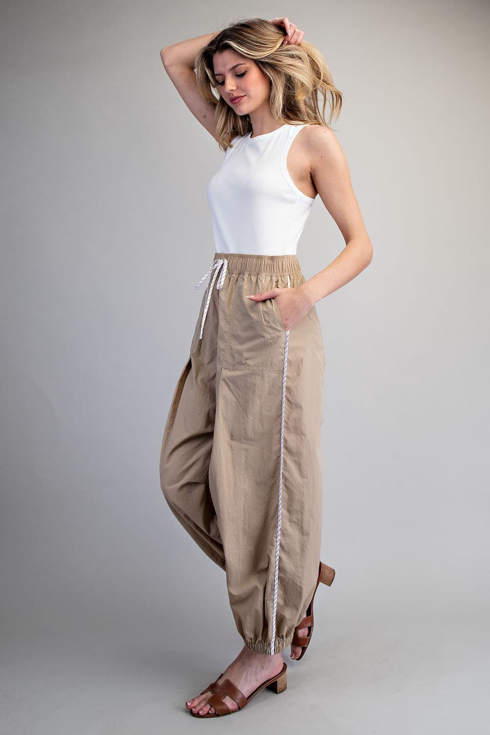 BH15359 - TAUPE
