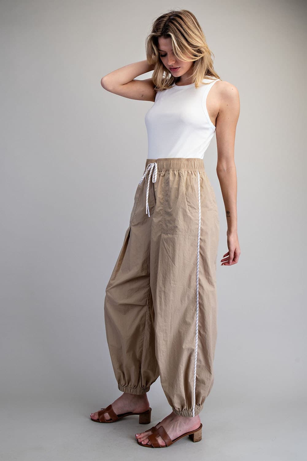 BH15359 - TAUPE