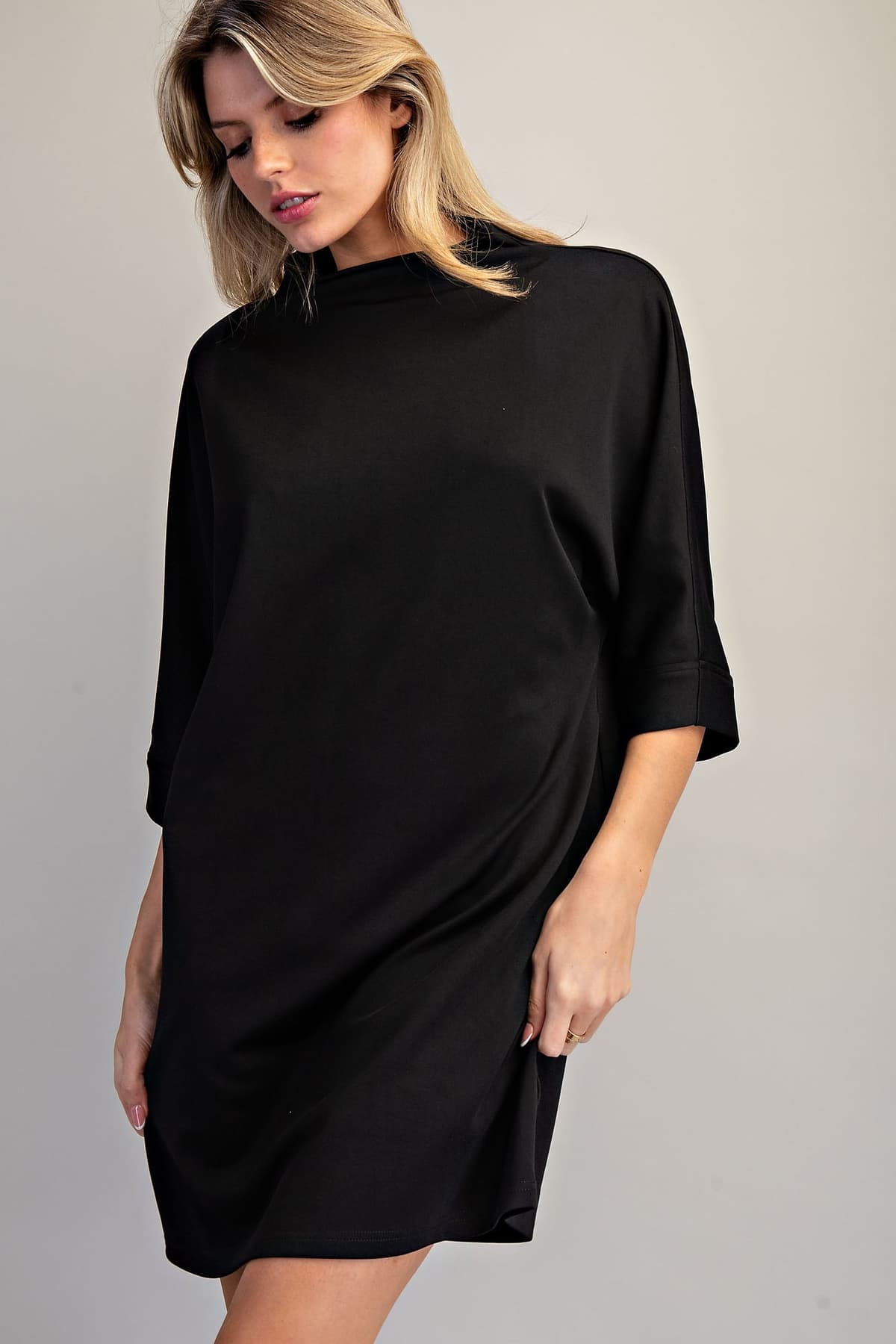 DK16086 - BLACK