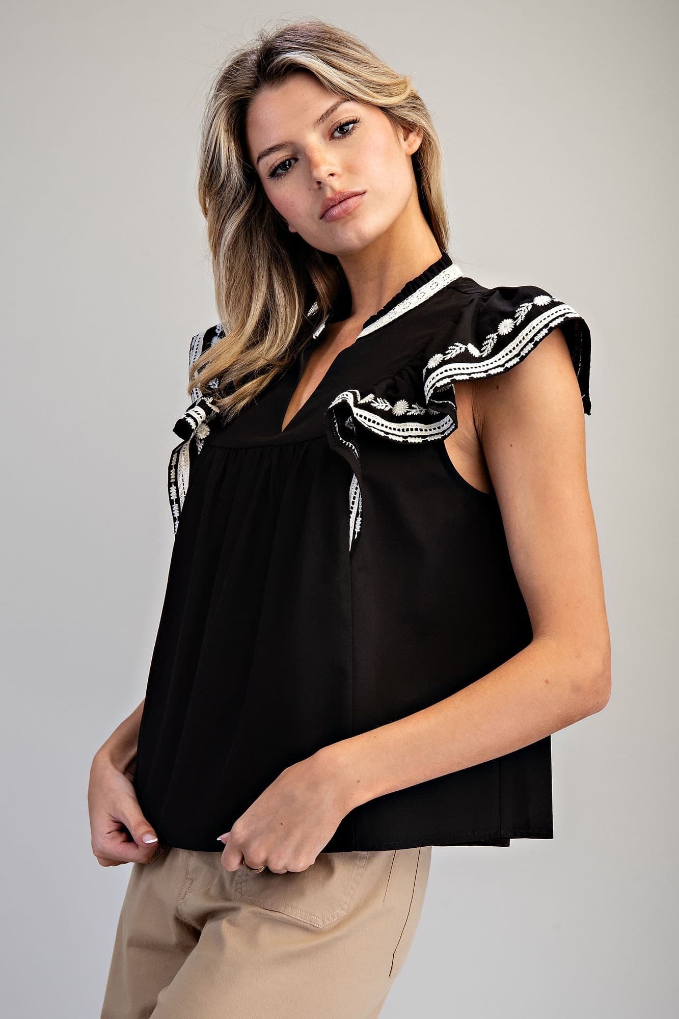 TH15520 - BLACK