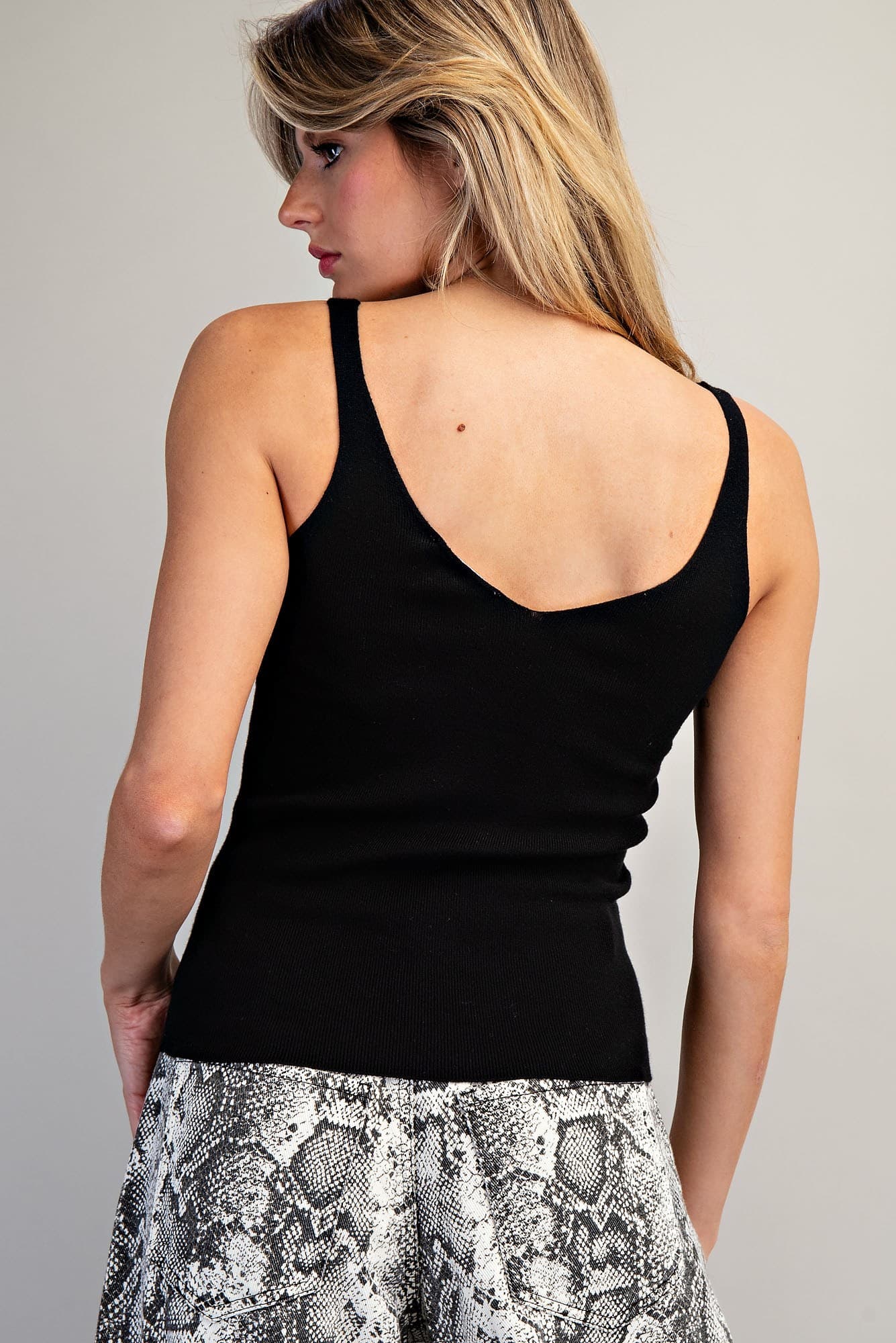 SK14836 - BLACK