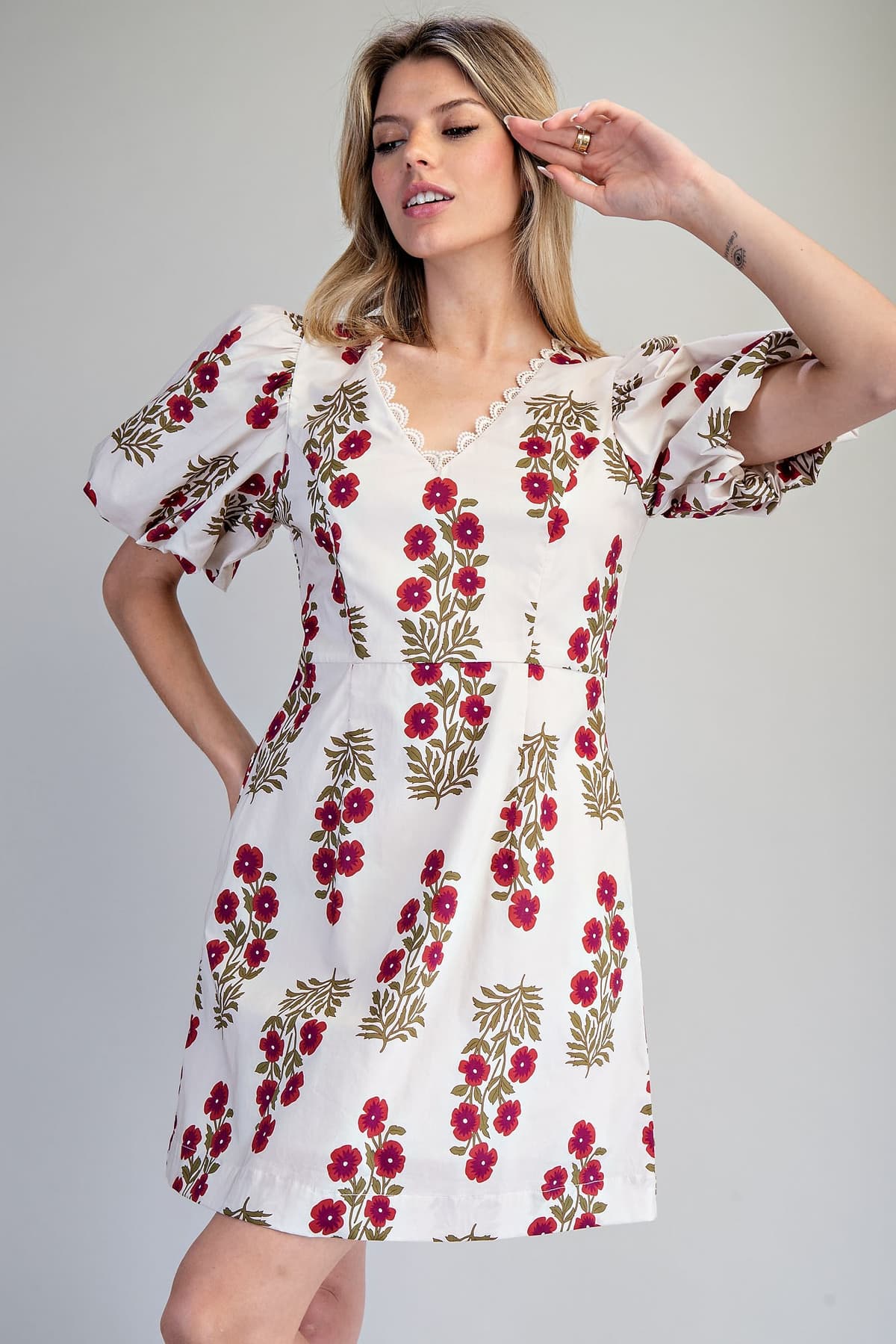 DH15577 - RASPBERRY CREAM