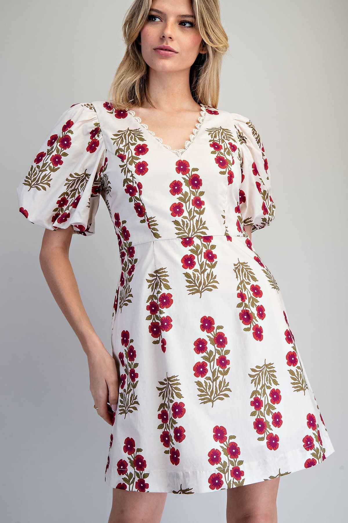 DH15577 - RASPBERRY CREAM
