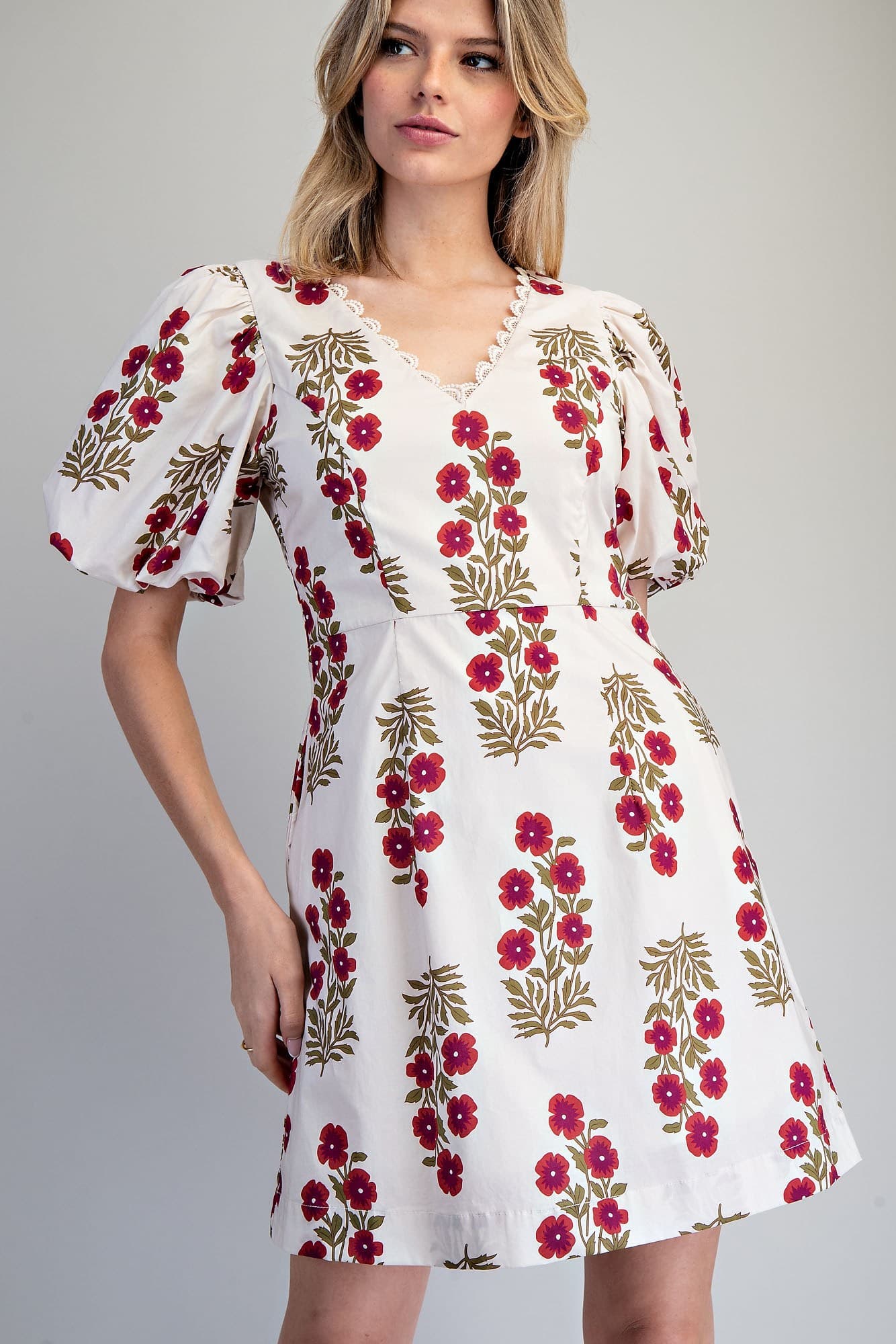 DH15577 - RASPBERRY CREAM
