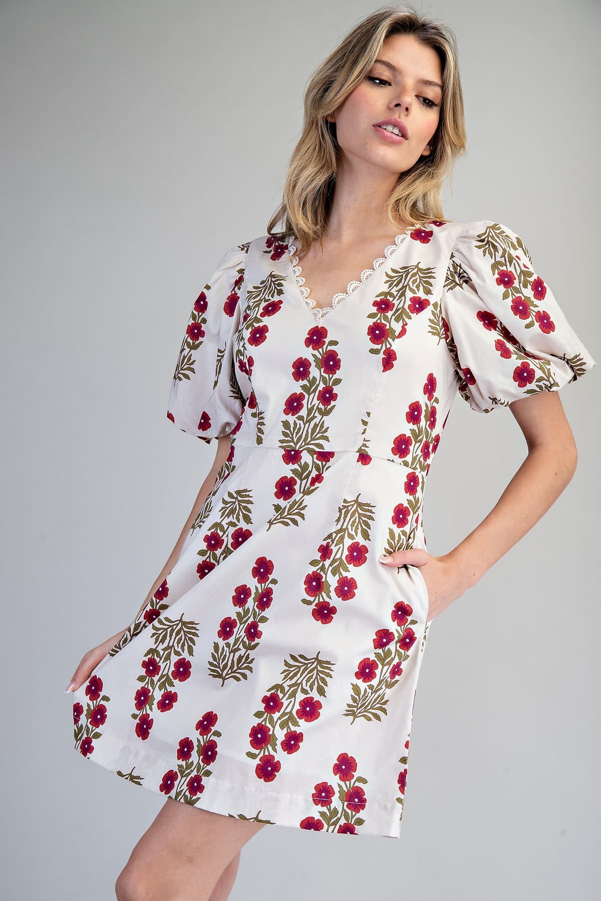 DH15577 - RASPBERRY CREAM