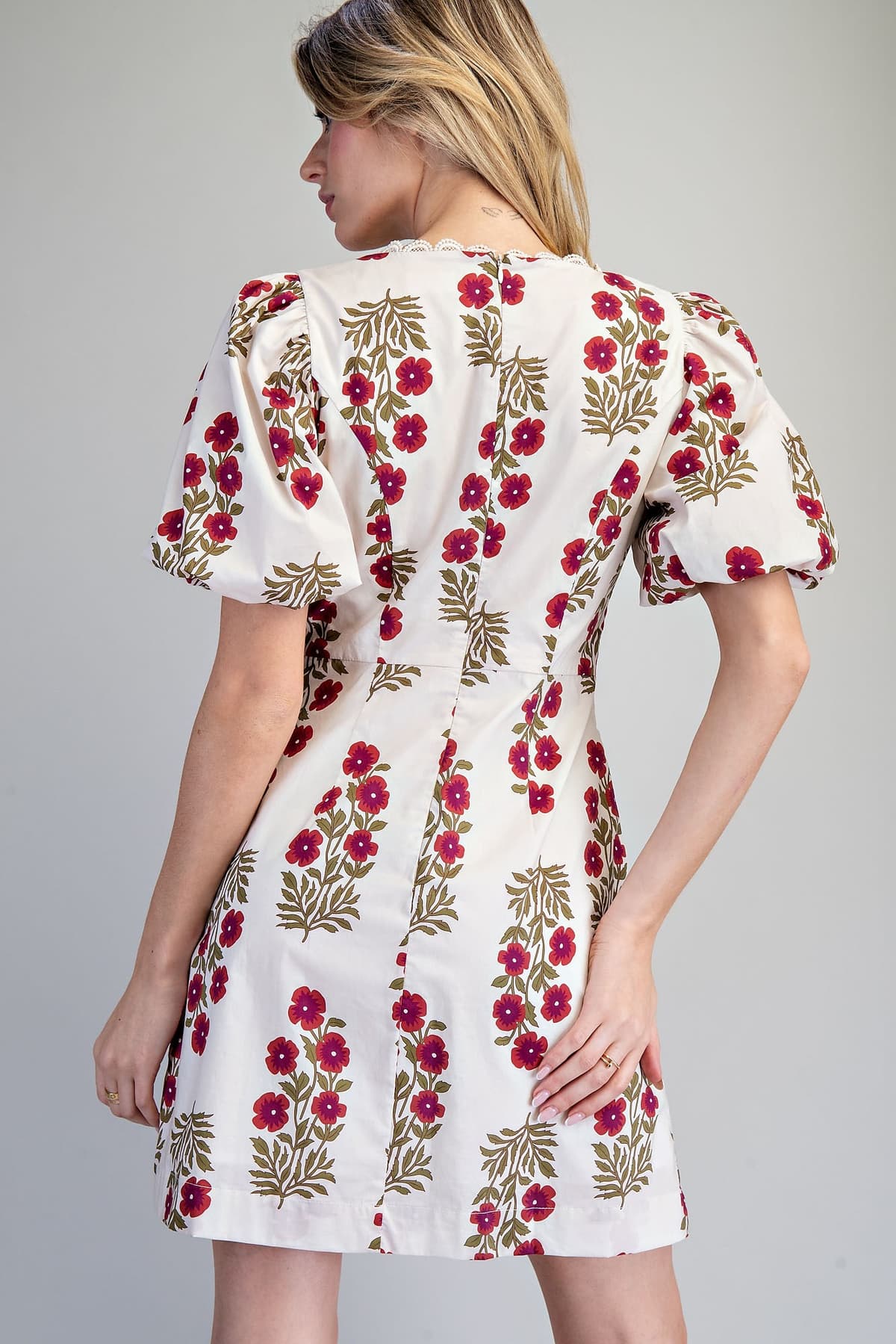 DH15577 - RASPBERRY CREAM