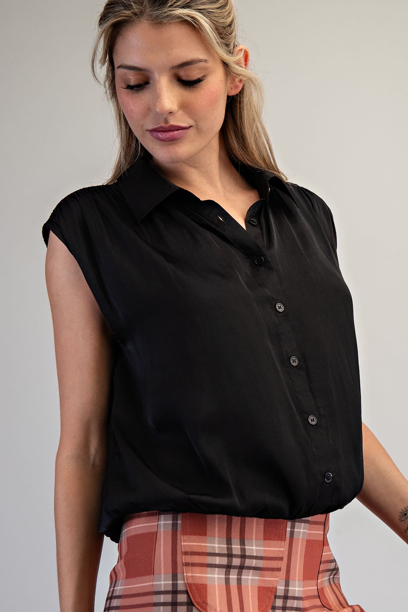 TK14917 - BLACK
