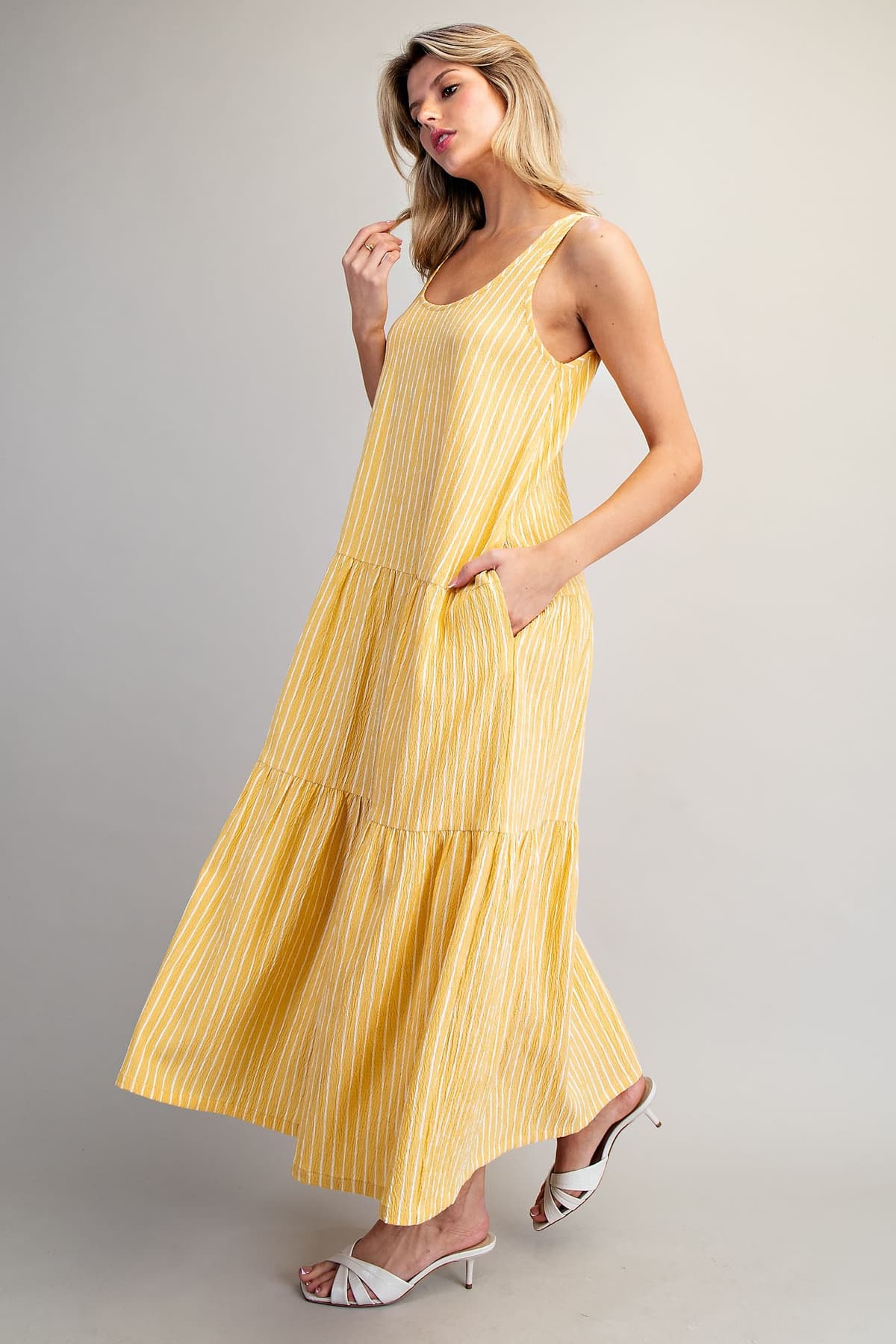 DK14736 - LEMON MOUSSE