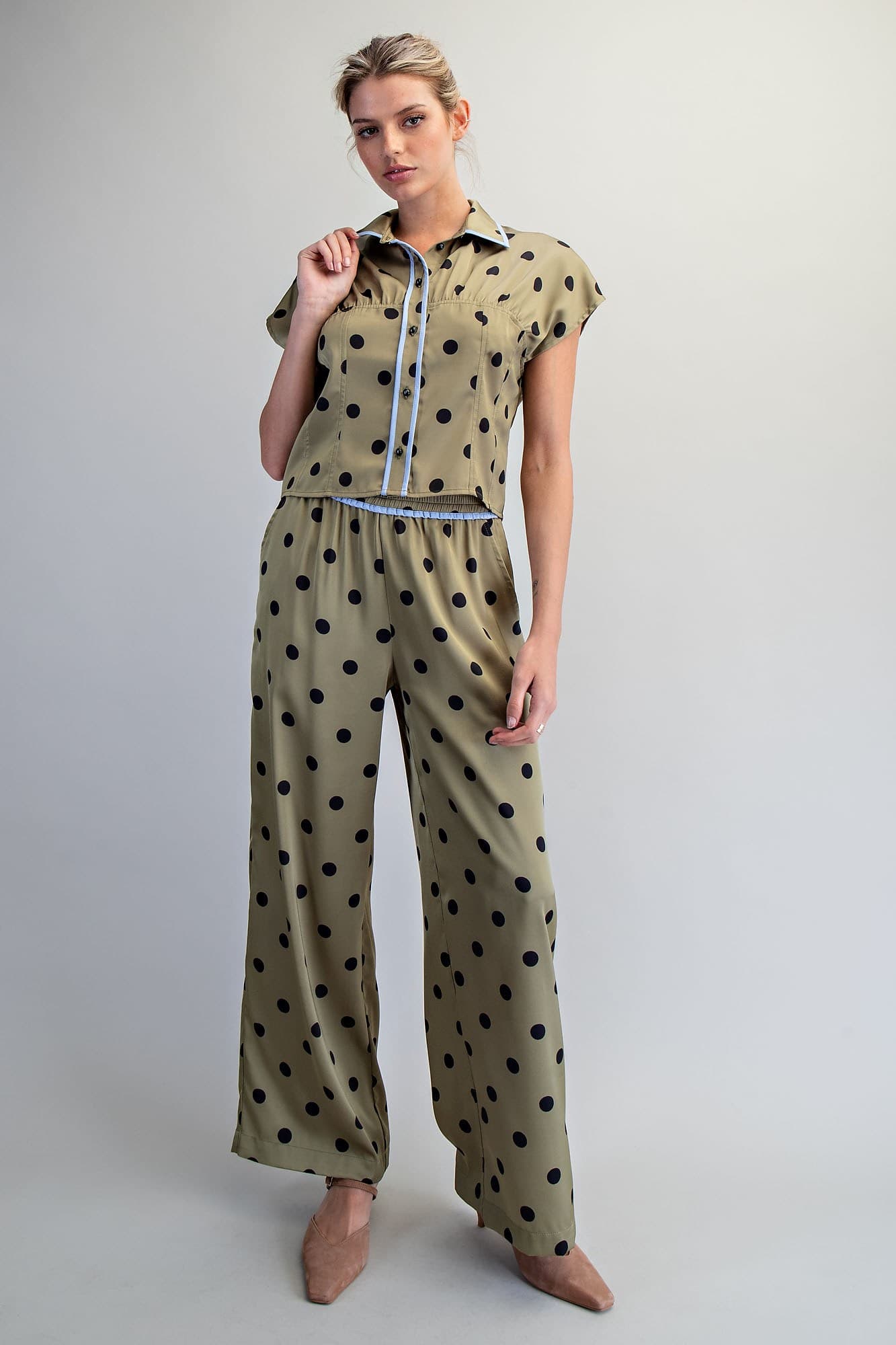 TH15620 - OLIVE
