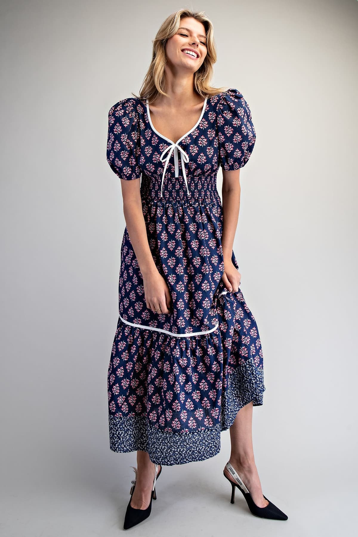 DH15572 - NAVY