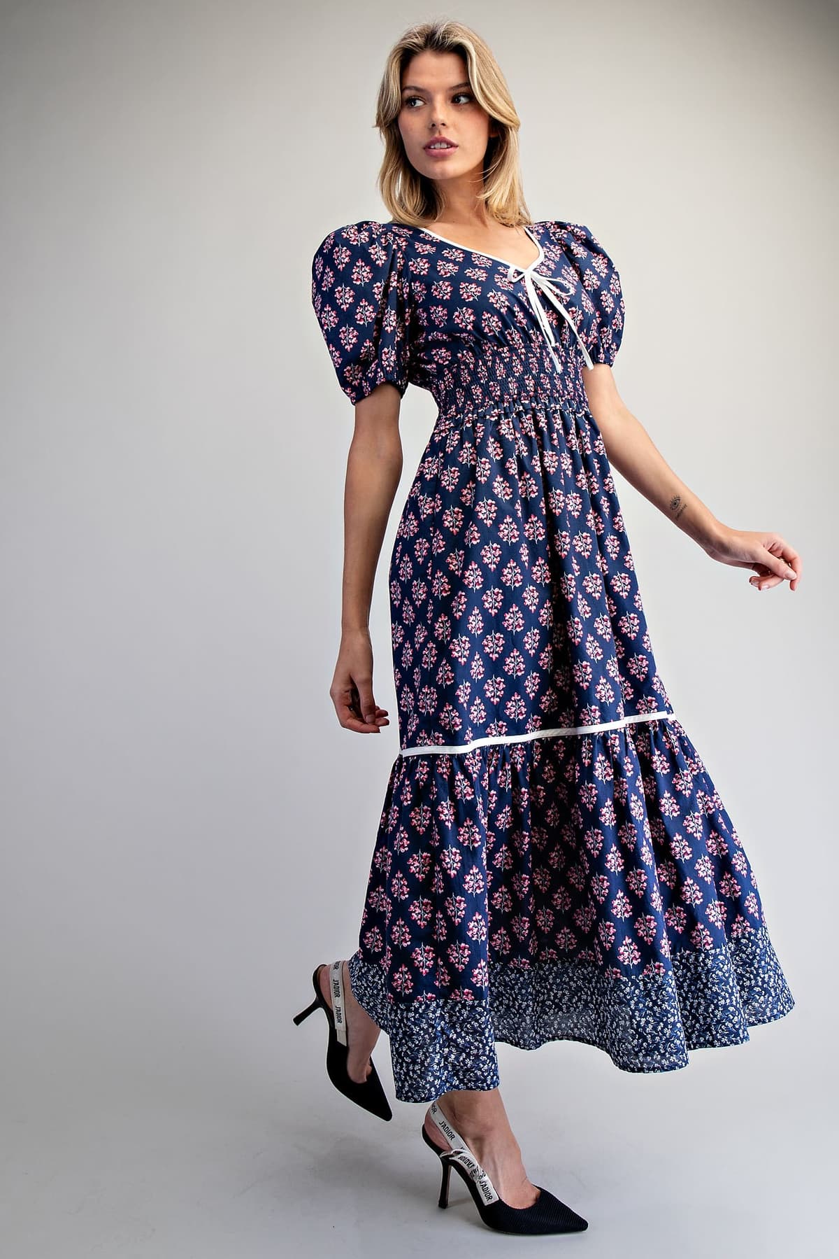 DH15572 - NAVY