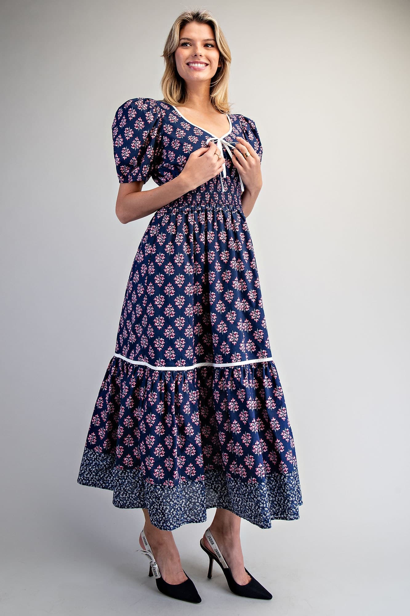 DH15572 - NAVY