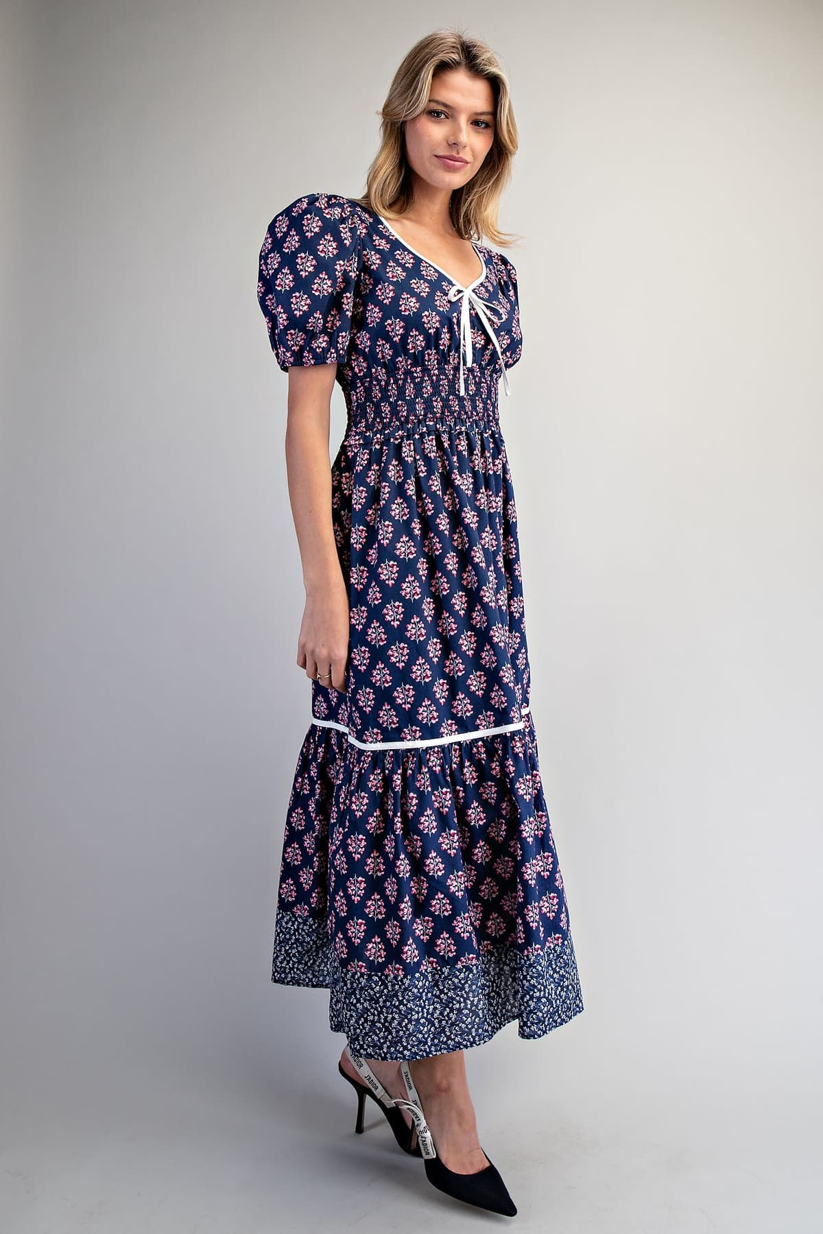 DH15572 - NAVY