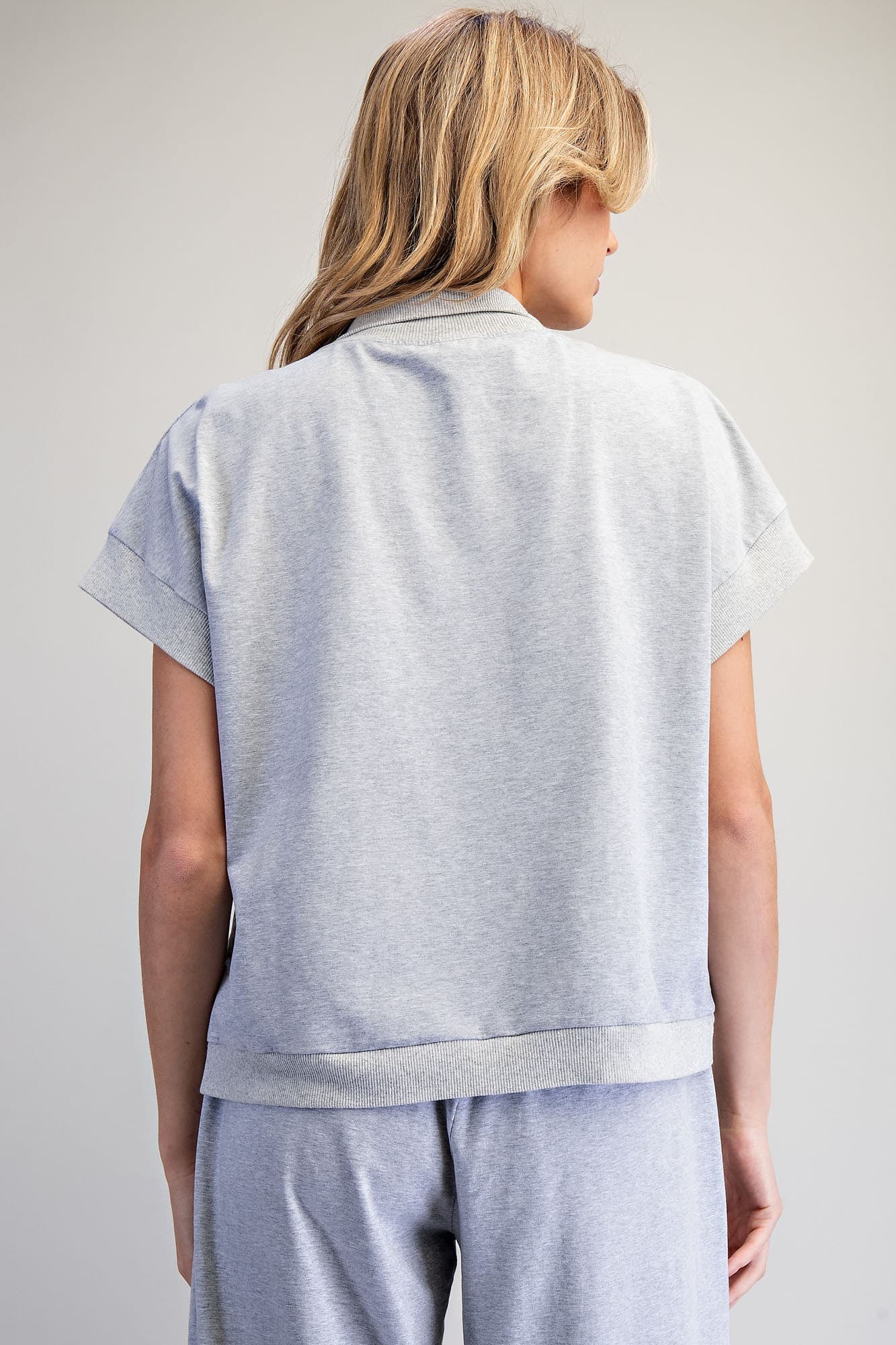 TH15562 - H GREY