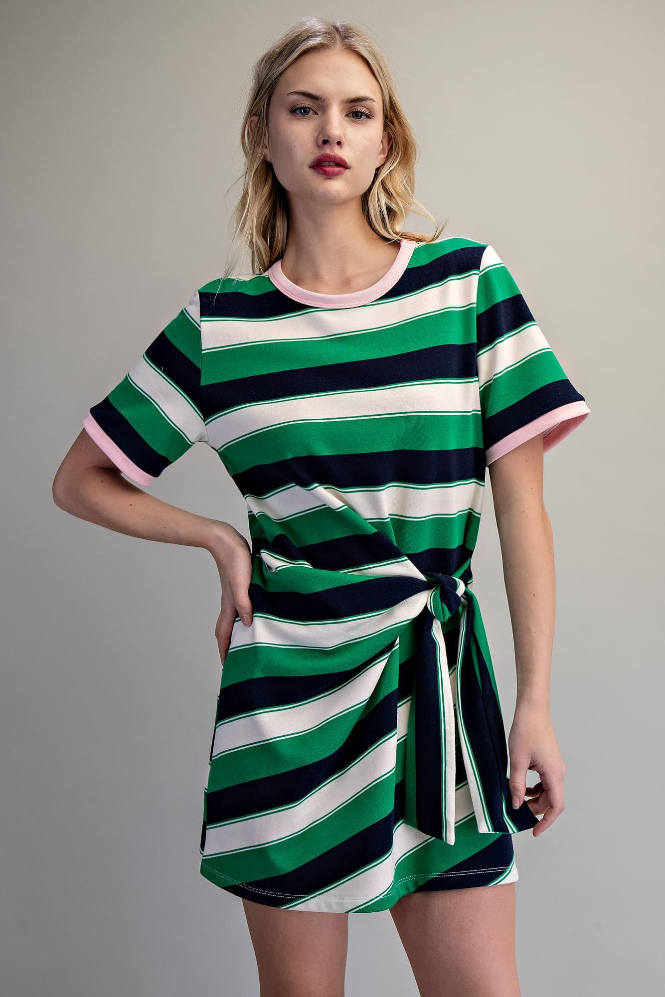 DK13242 - EVERGREEN