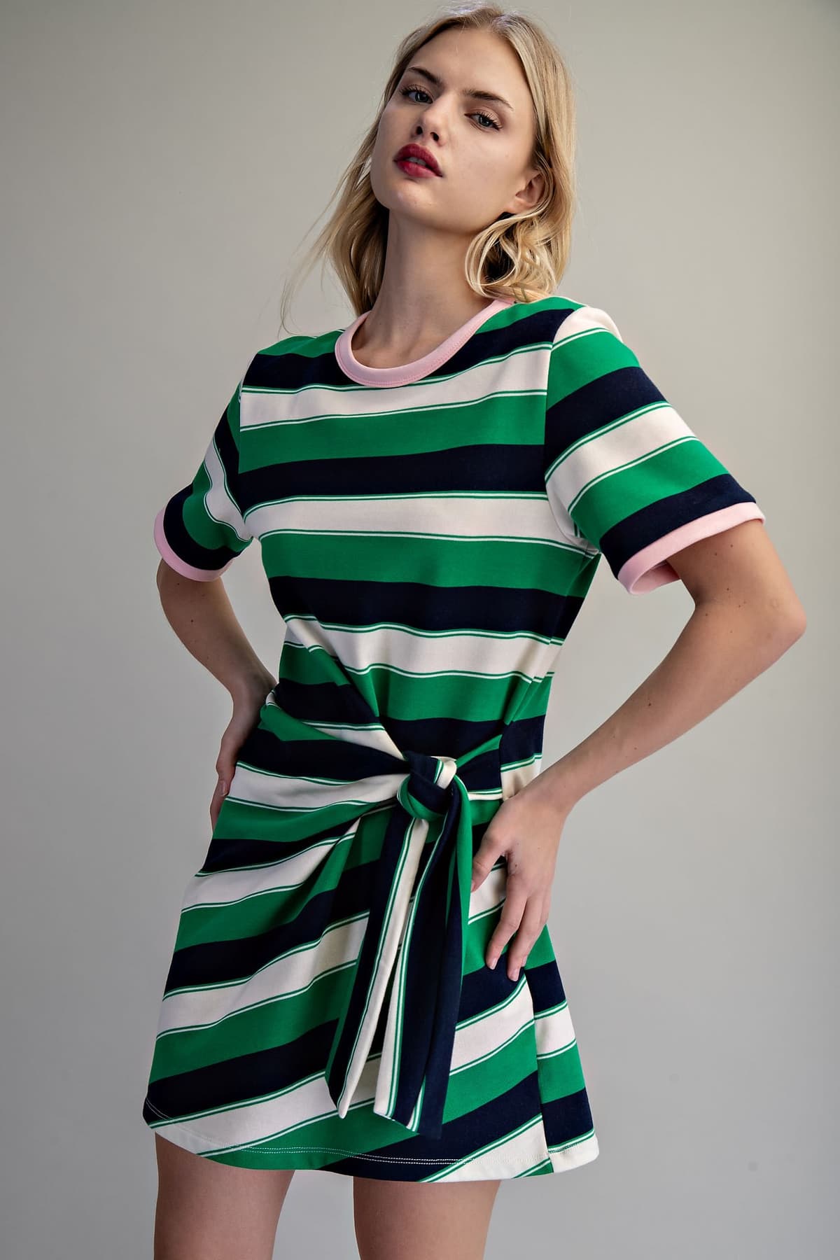 DK13242 - EVERGREEN